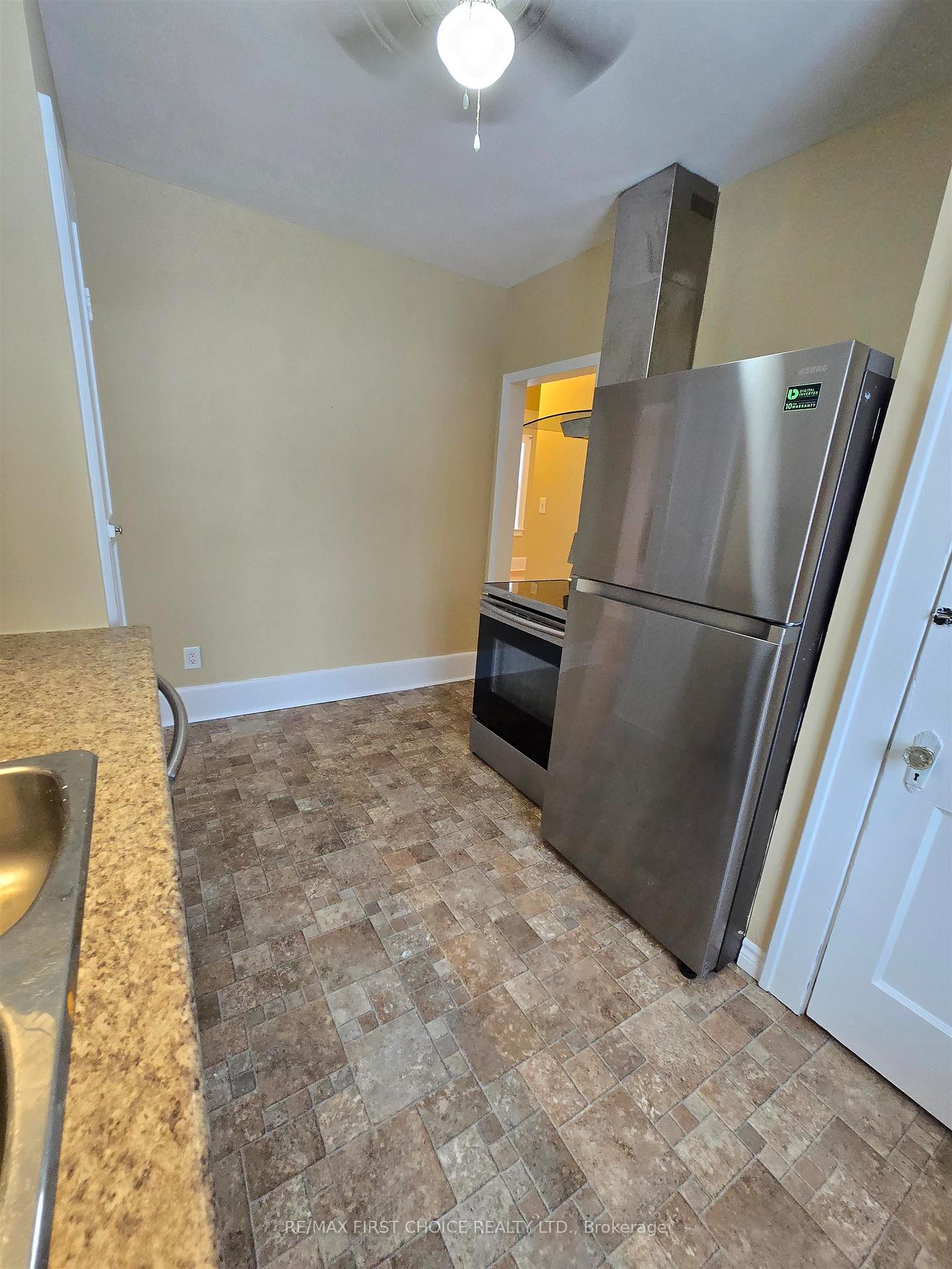 Photo 24 of 439 Syndicate Avenue N, Thunder Bay, McKeller Park — HOMEH