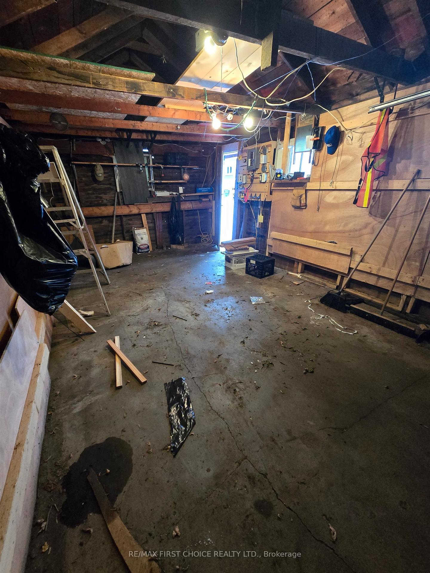 Photo 39 of 439 Syndicate Avenue N, Thunder Bay, McKeller Park — HOMEH