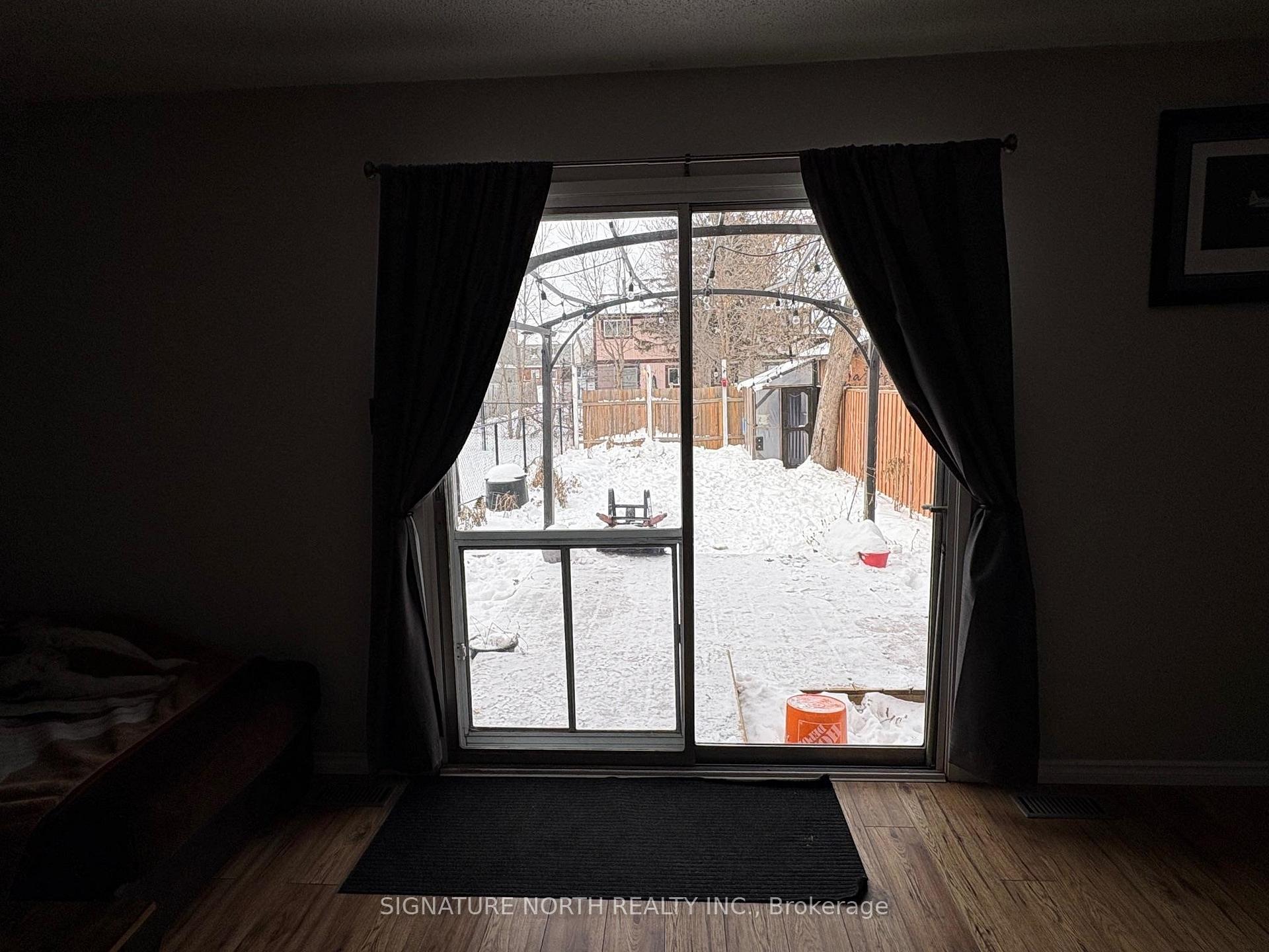 Photo 8 of 376 Wentworth Crescent, Thunder Bay, County Park — HOMEH