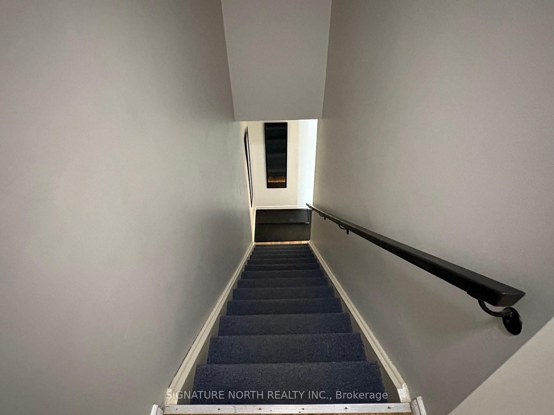Photo 13 of 376 Wentworth Crescent, Thunder Bay, County Park — HOMEH