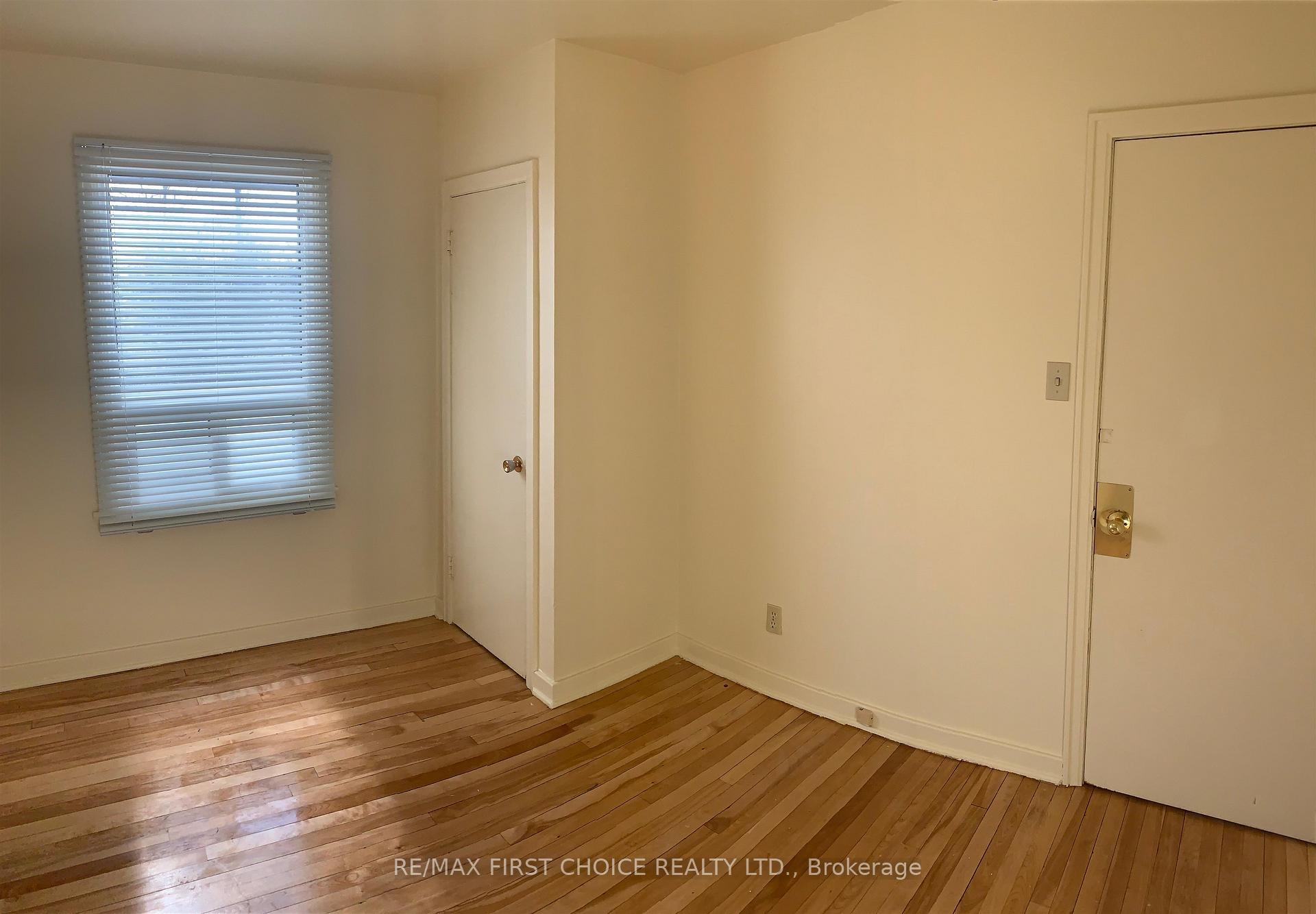 Photo 9 of 235 Strathcona Avenue, Thunder Bay, Current River — HOMEH