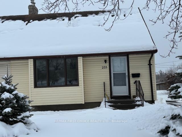 Photo 11 of 235 Strathcona Avenue, Thunder Bay, Current River — HOMEH