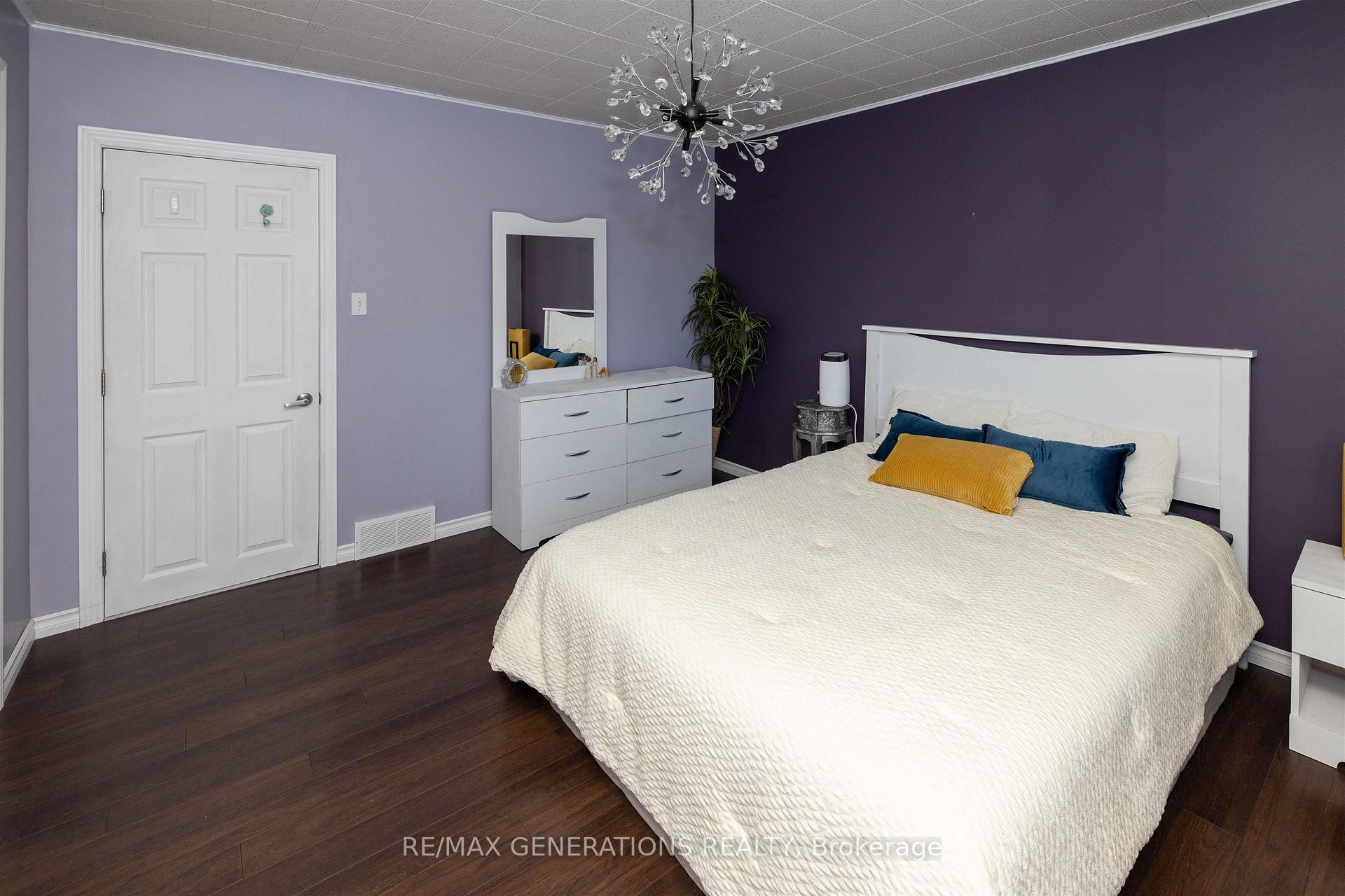 Photo 15 of 587 Faircrest Street, Thunder Bay, West End — HOMEH