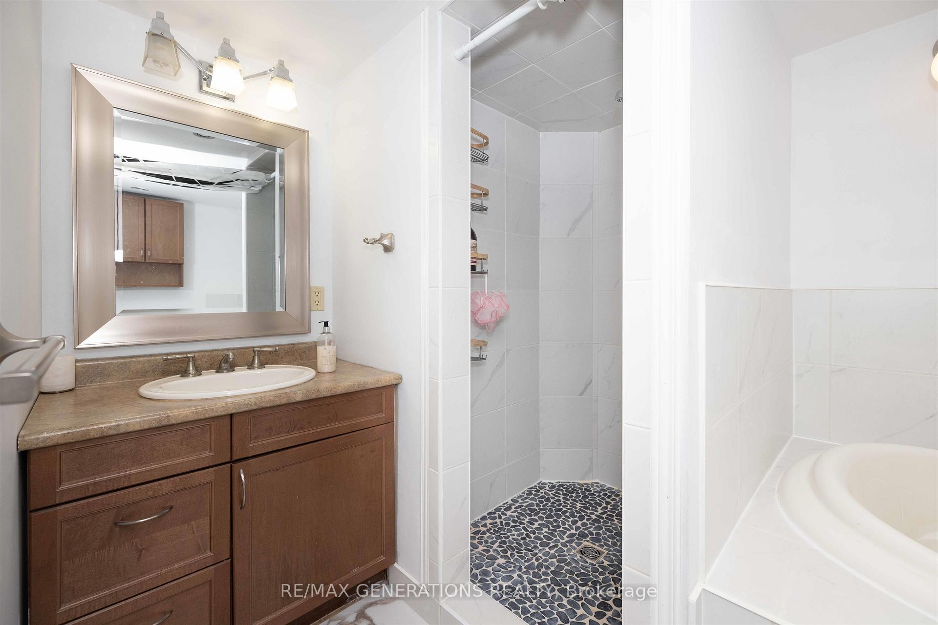 Photo 22 of 587 Faircrest Street, Thunder Bay, West End — HOMEH