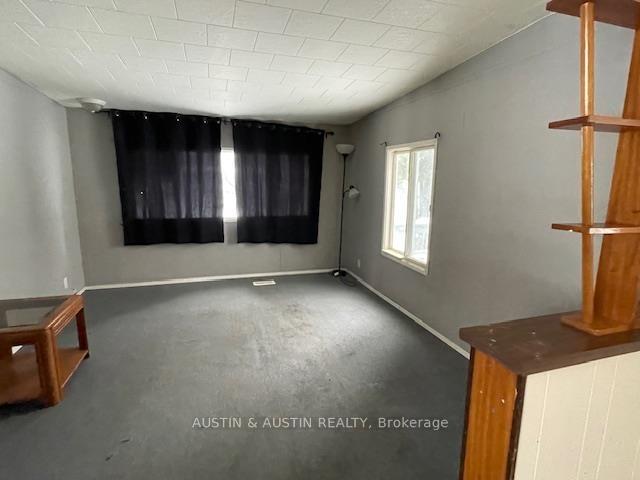 Photo 2 of 11 Pine Crescent, Dryden, Government Road — HOMEH