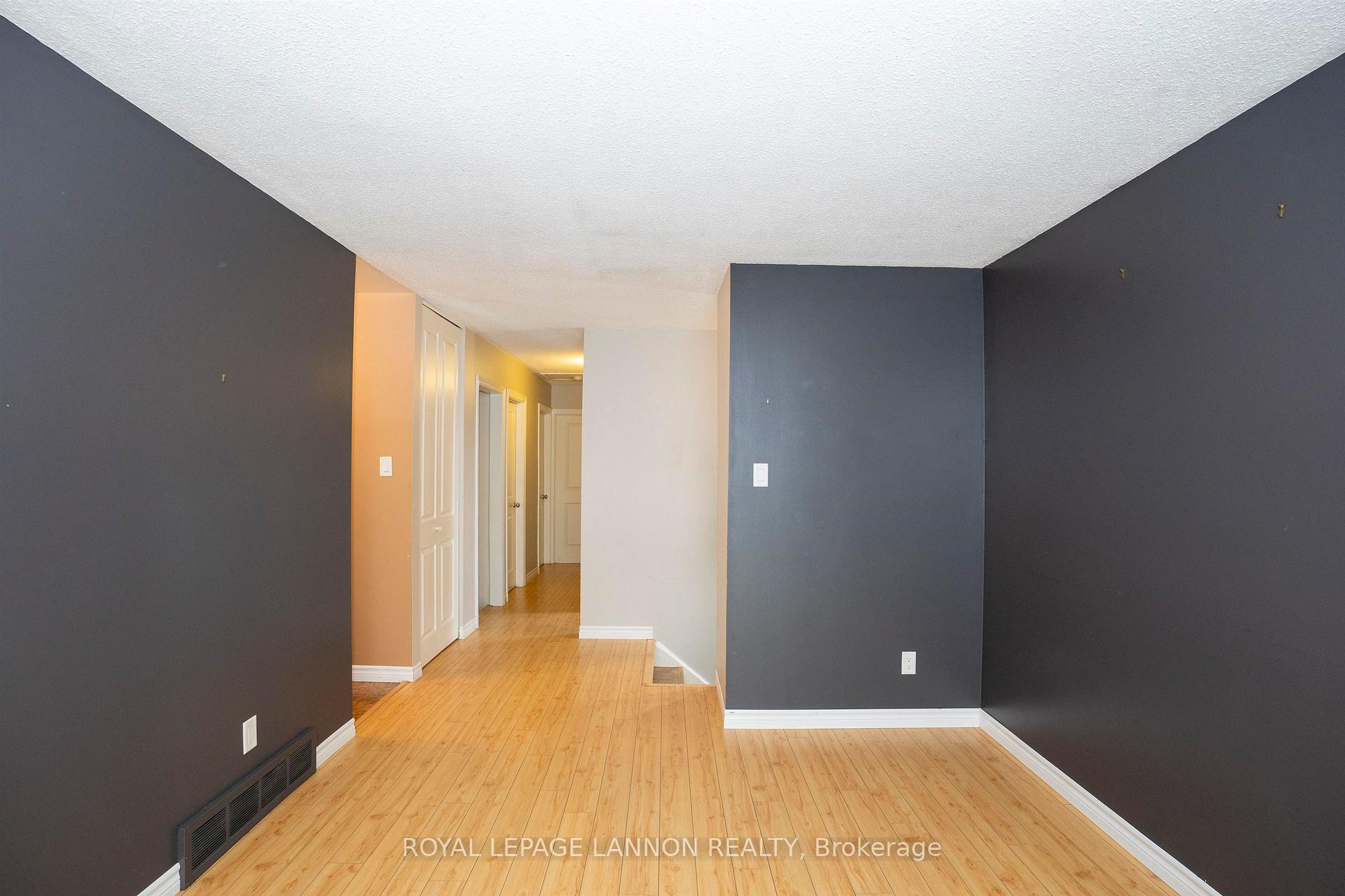 Photo 3 of 487 Simon Fraser Drive, Thunder Bay, Northwood Park — HOMEH