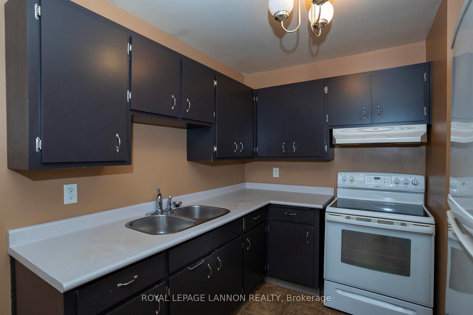 Photo 6 of 487 Simon Fraser Drive, Thunder Bay, Northwood Park — HOMEH