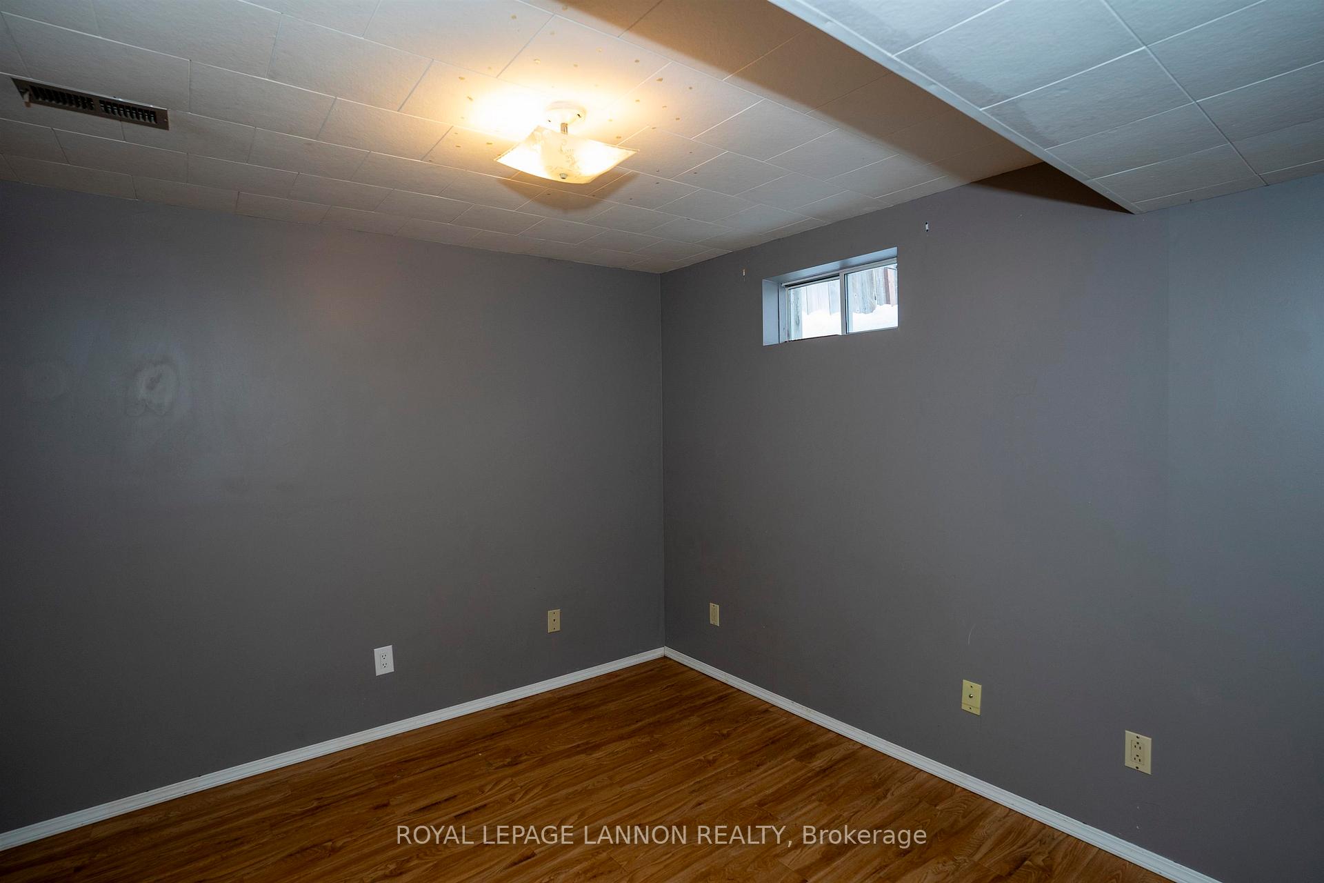 Photo 17 of 487 Simon Fraser Drive, Thunder Bay, Northwood Park — HOMEH