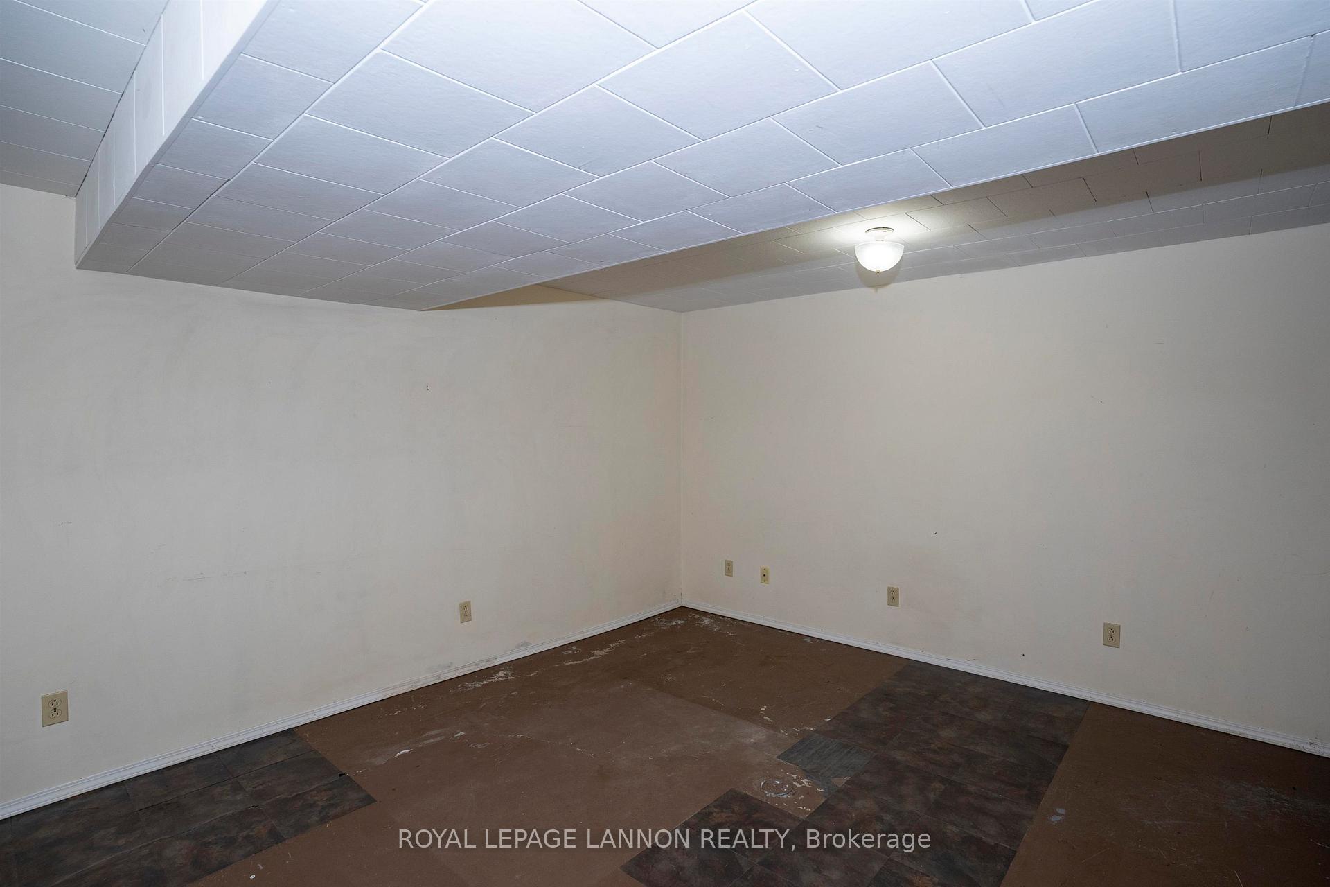 Photo 22 of 487 Simon Fraser Drive, Thunder Bay, Northwood Park — HOMEH