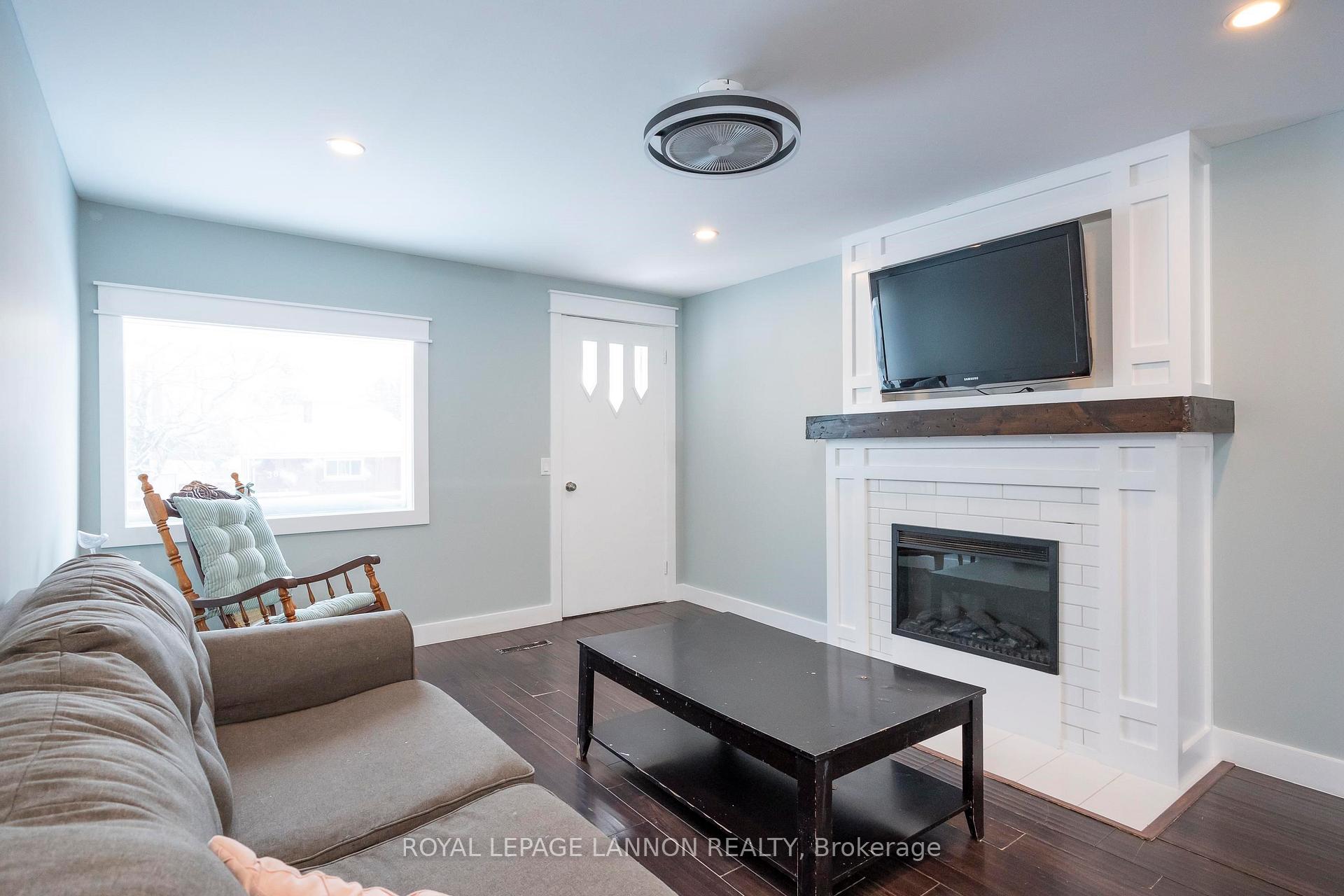 Photo 8 of 387 Conmee Street, Thunder Bay, Shuniah — HOMEH