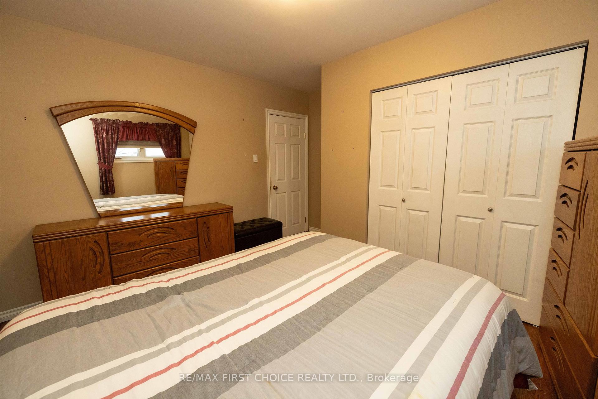 Photo 12 of 423 Westbury Crescent, Thunder Bay, Northwood Park — HOMEH