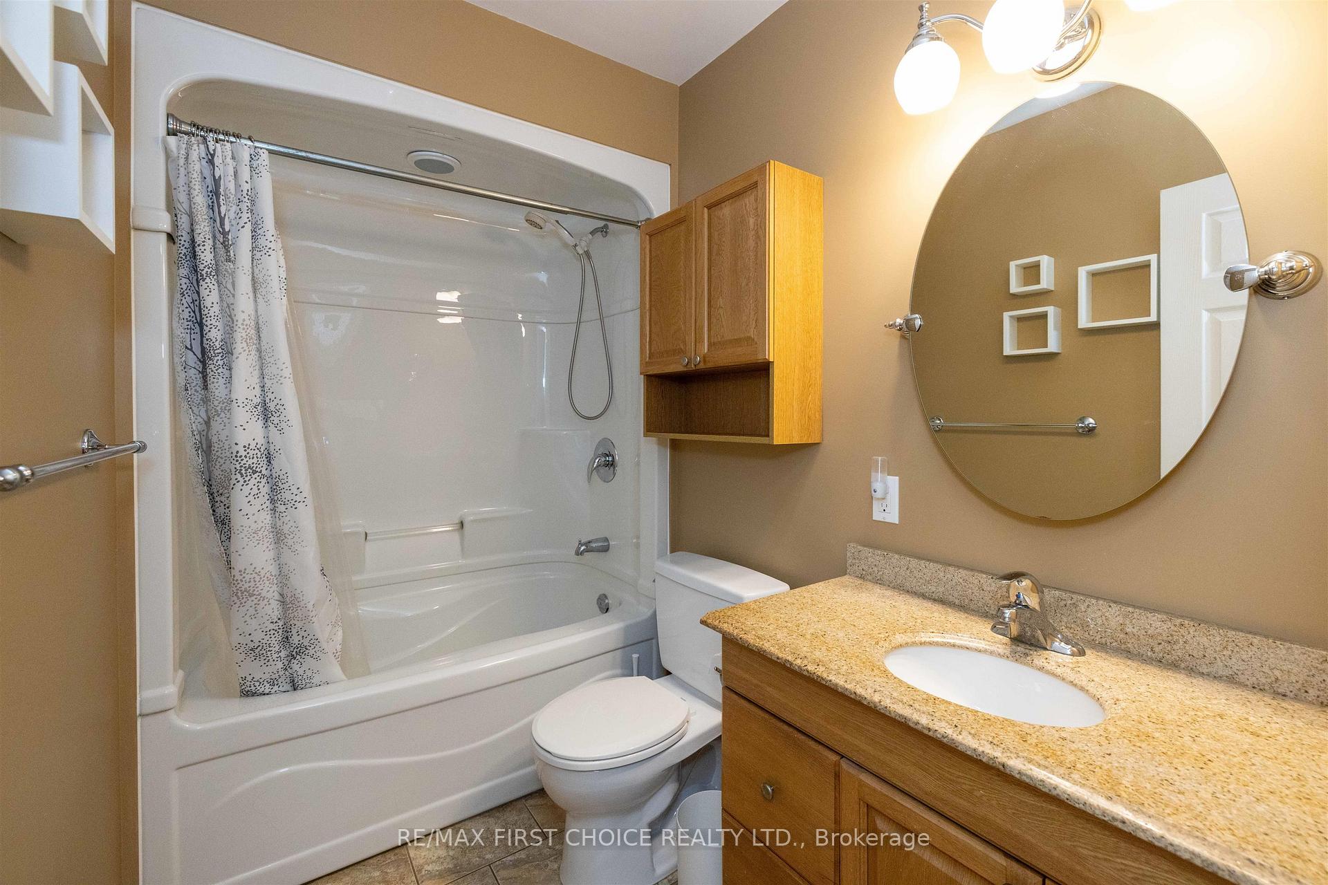 Photo 14 of 423 Westbury Crescent, Thunder Bay, Northwood Park — HOMEH