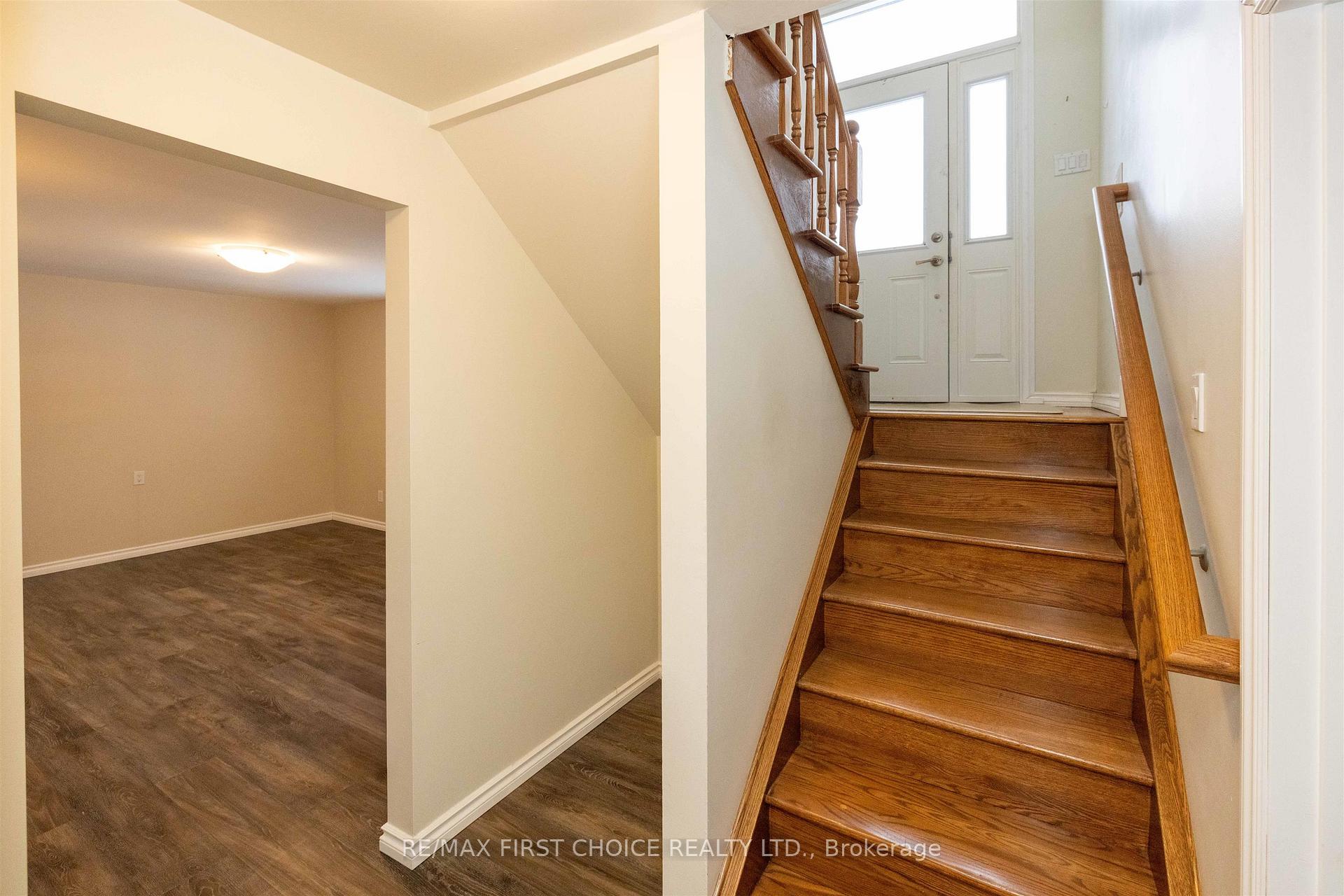 Photo 15 of 423 Westbury Crescent, Thunder Bay, Northwood Park — HOMEH