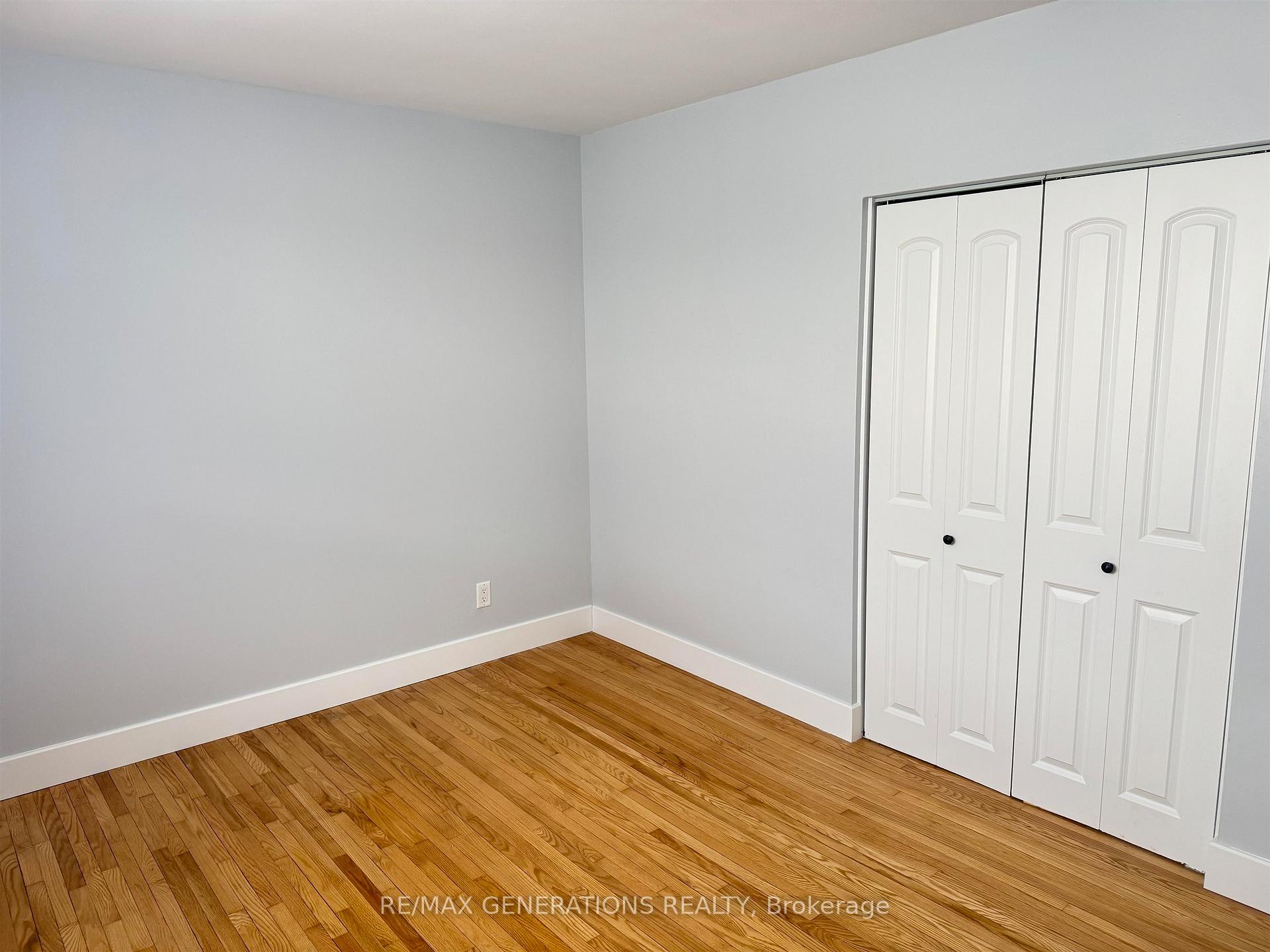 Photo 19 of 100 Robinson Drive, Thunder Bay, Grandview — HOMEH