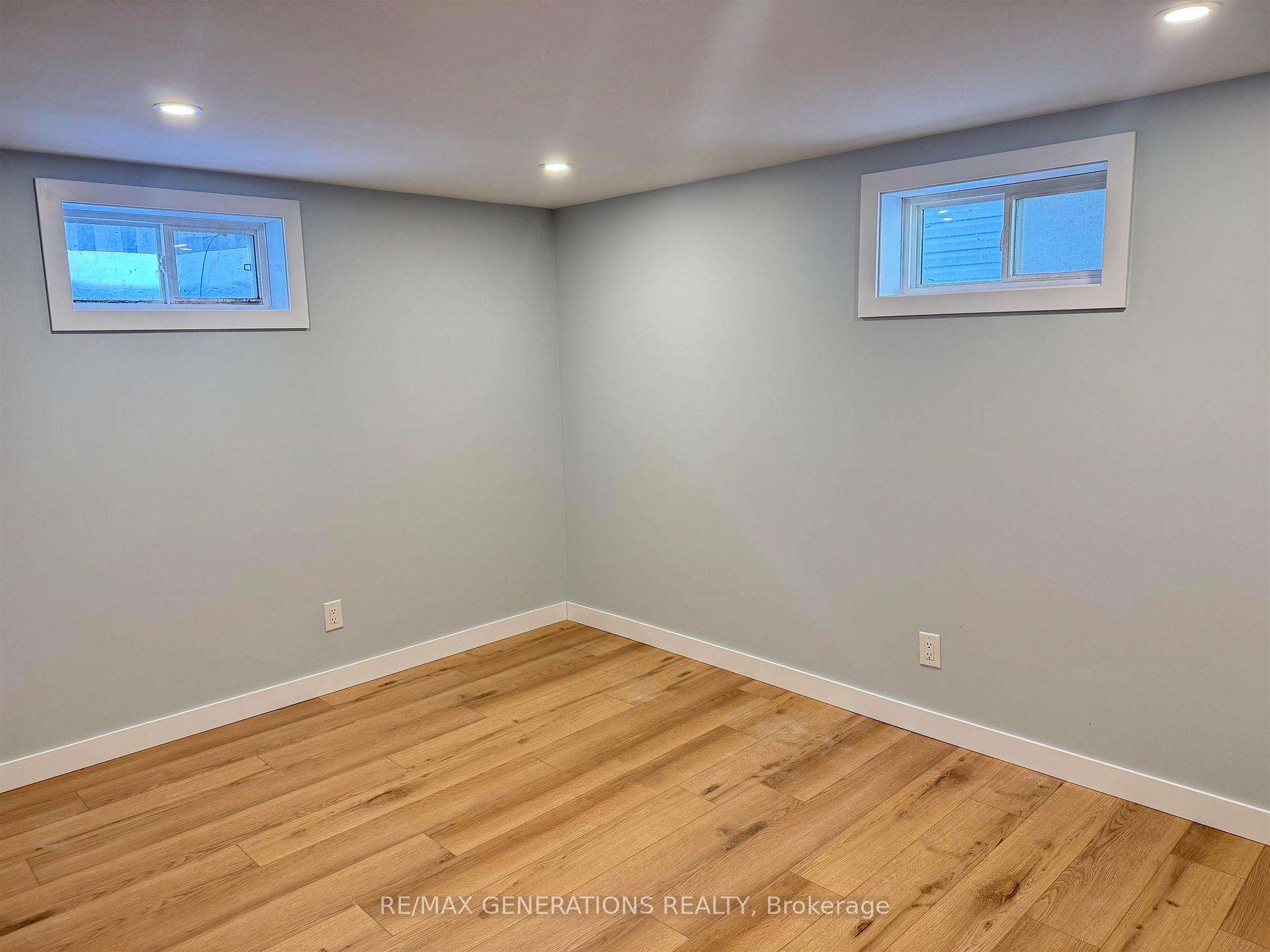 Photo 31 of 100 Robinson Drive, Thunder Bay, Grandview — HOMEH