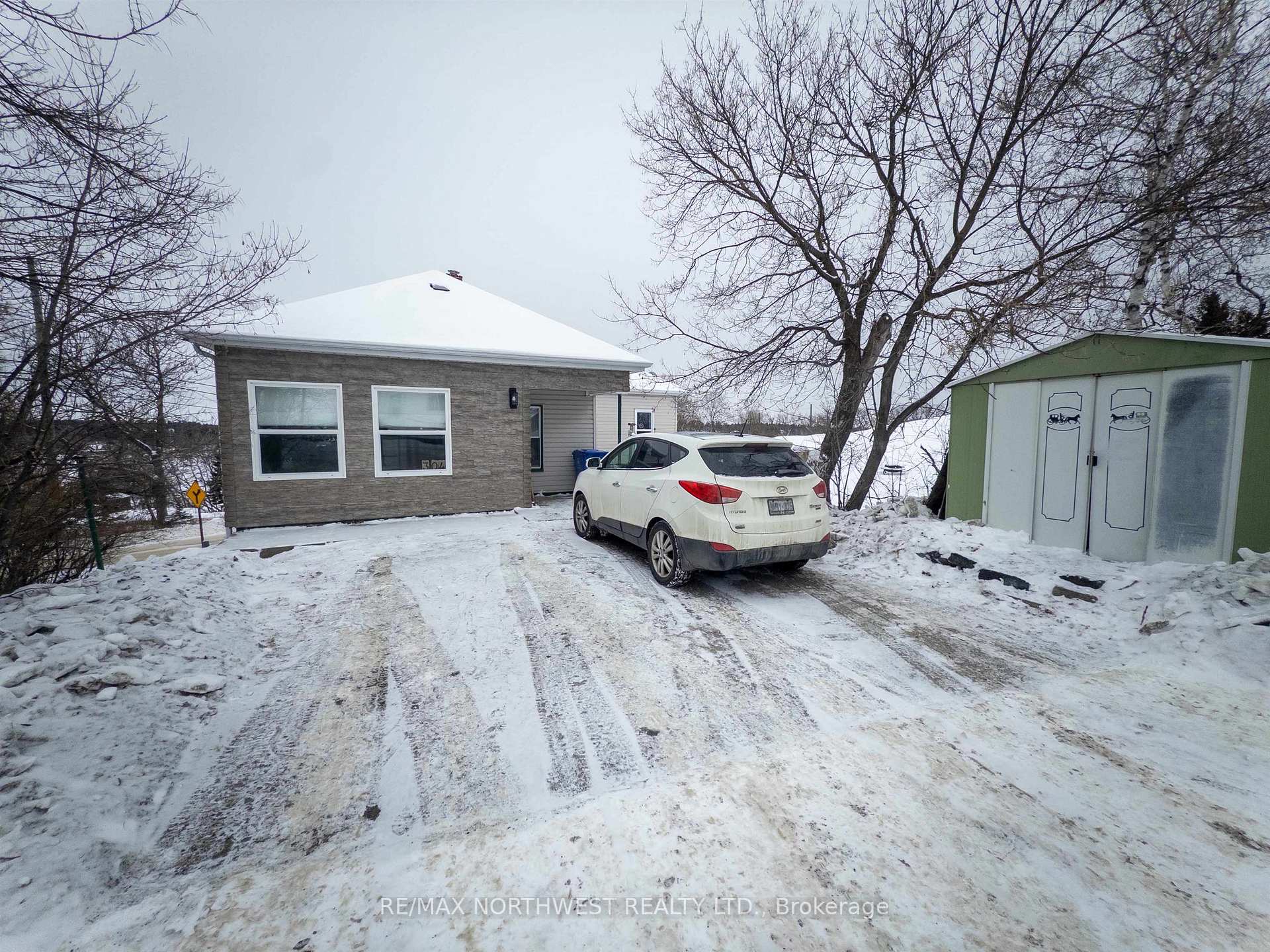 Photo 1 of 304 Ross Street, Kenora, Keewatin — HOMEH
