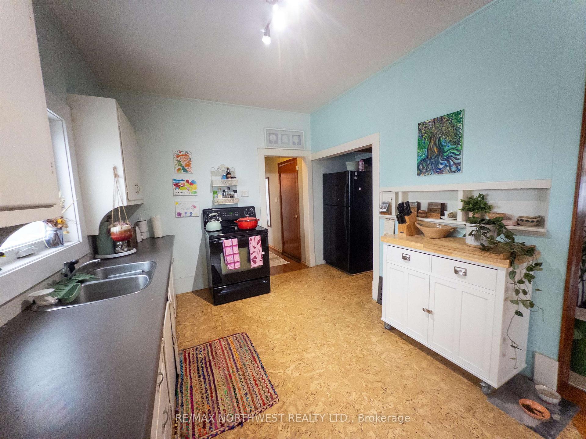 Photo 10 of 304 Ross Street, Kenora, Keewatin — HOMEH
