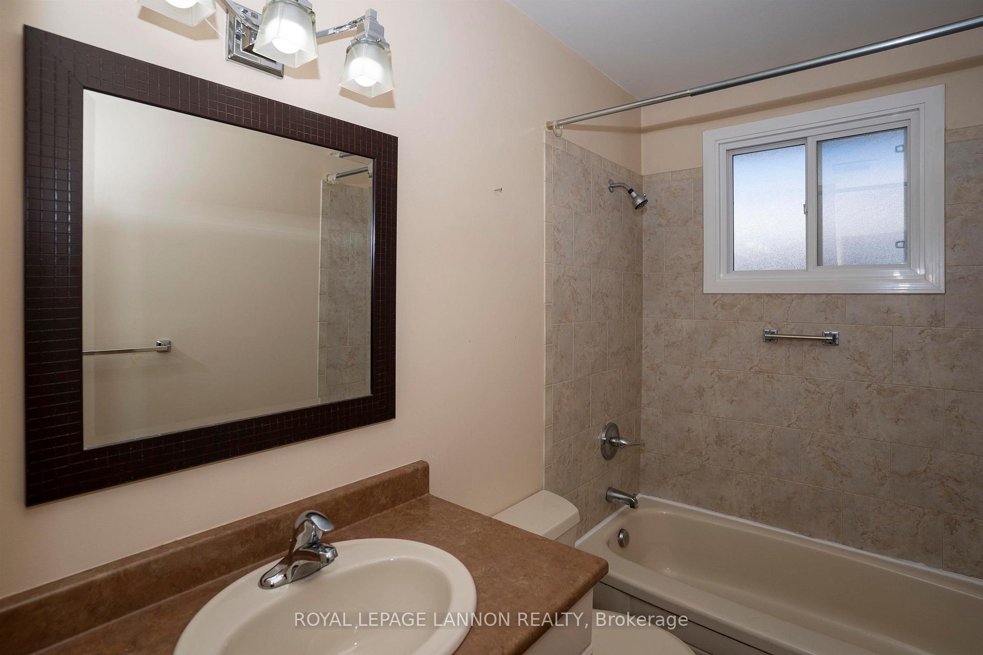 Photo 23 of 236 Fairbank Crescent, Thunder Bay, River Terrace — HOMEH
