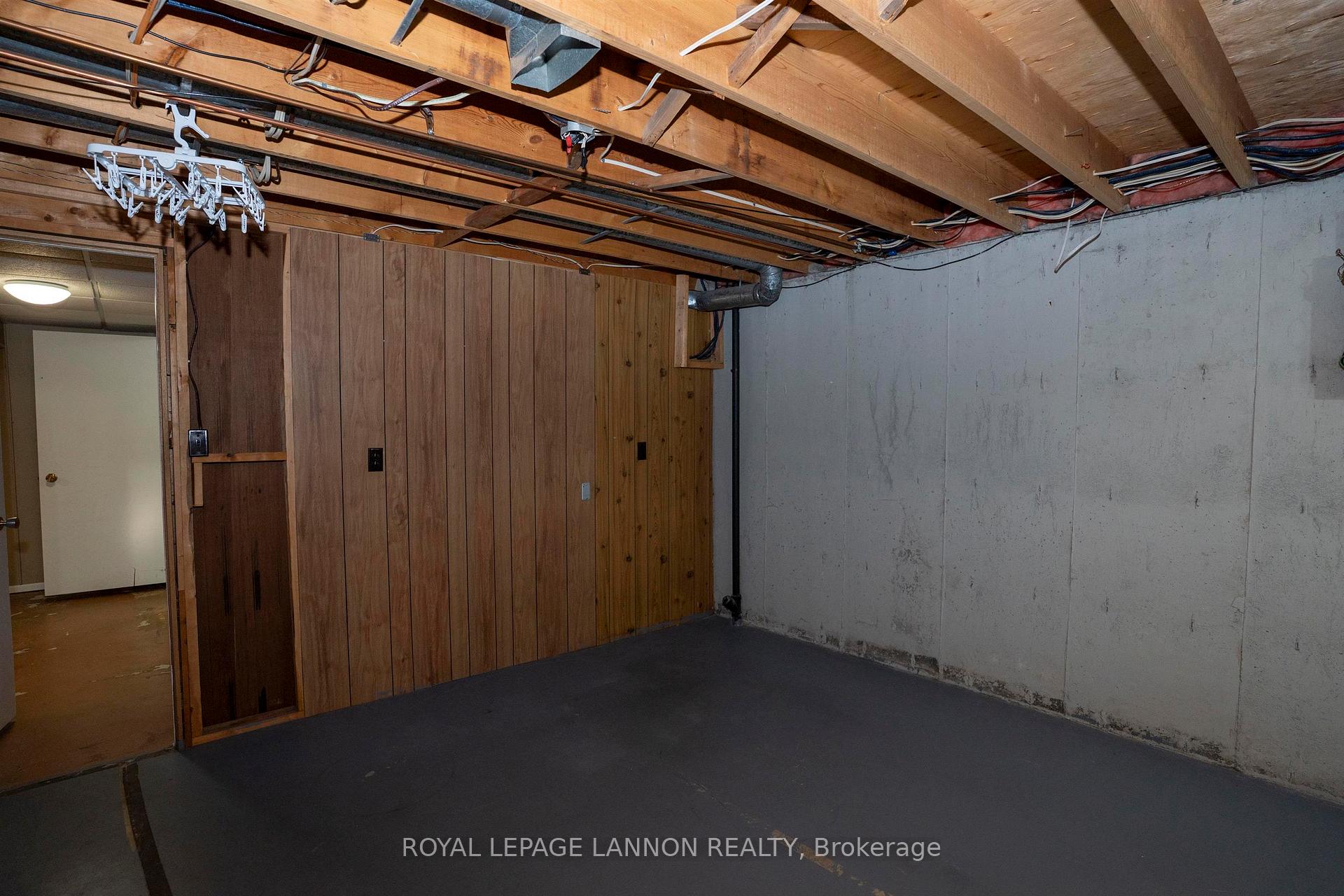 Photo 32 of 236 Fairbank Crescent, Thunder Bay, River Terrace — HOMEH