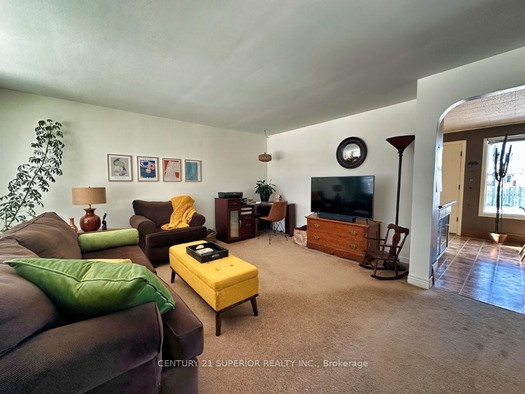 Photo 12 of 333 Shuniah Street, Thunder Bay, Shuniah — HOMEH