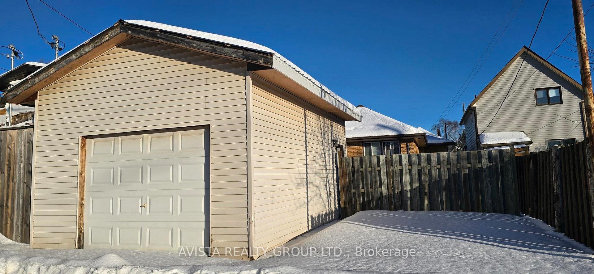 Photo 44 of 409 Harold St N, Thunder Bay, McKeller Park — HOMEH