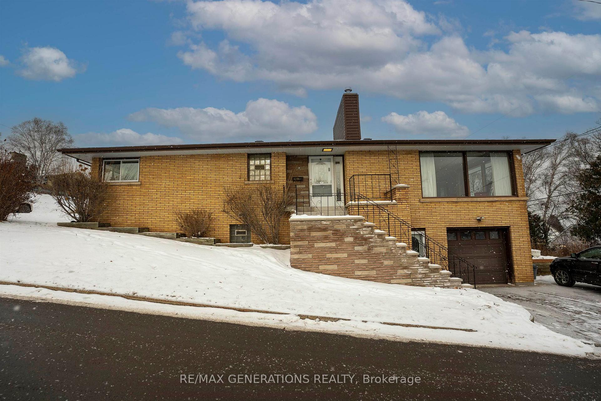 Photo 33 of 193 Summit Avenue, Thunder Bay, Mariday Heights — HOMEH