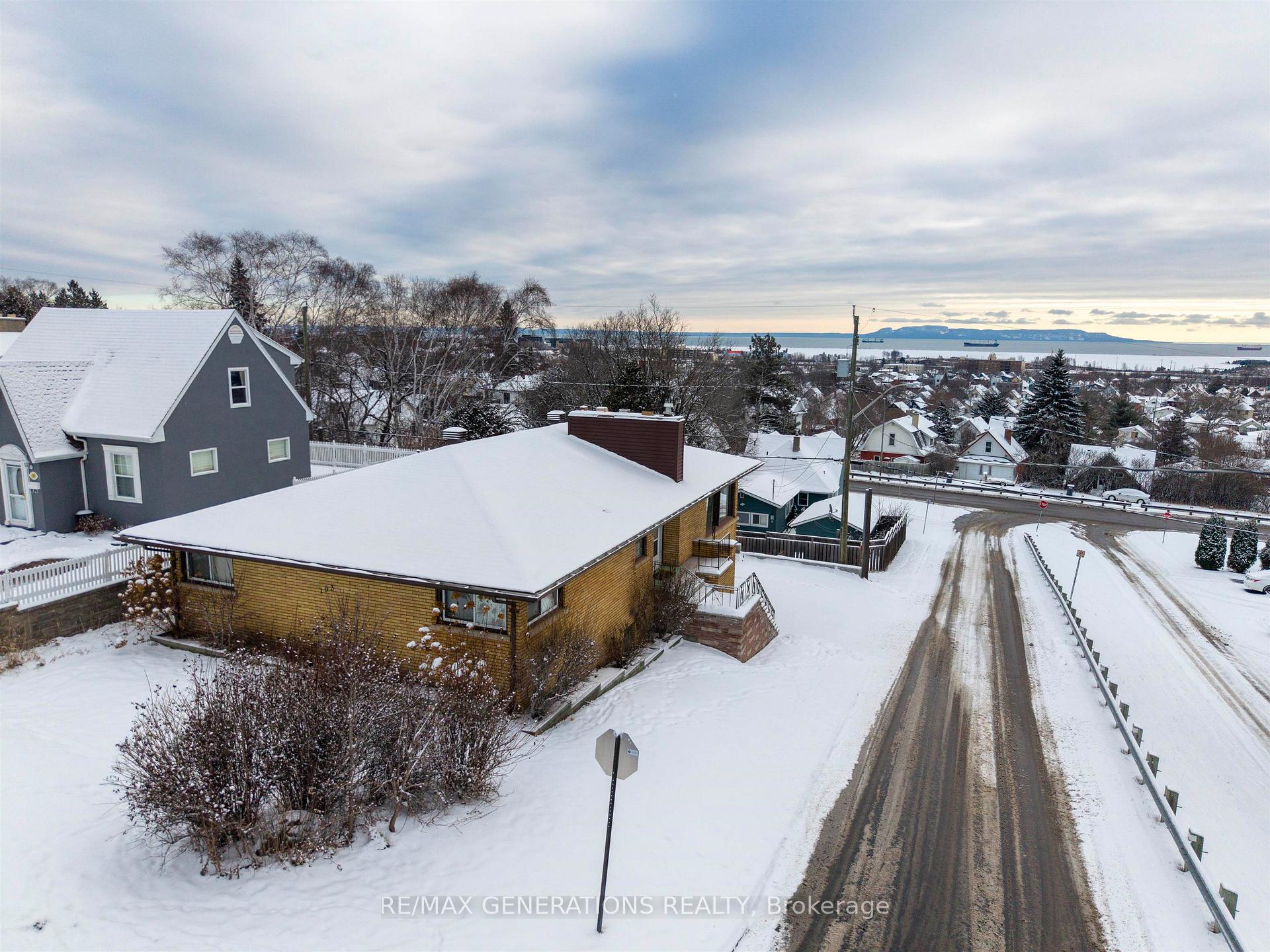 Photo 36 of 193 Summit Avenue, Thunder Bay, Mariday Heights — HOMEH