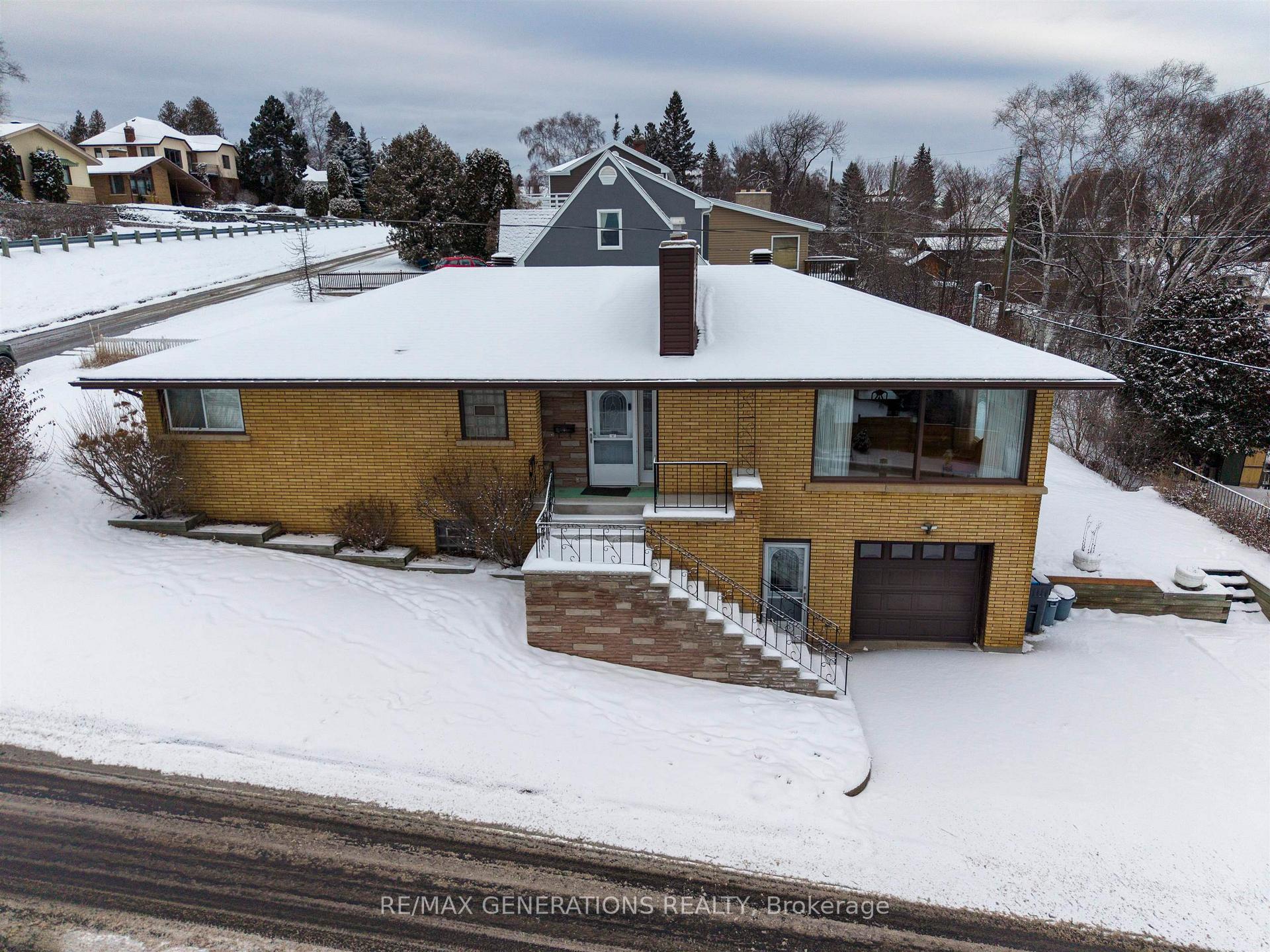 Photo 38 of 193 Summit Avenue, Thunder Bay, Mariday Heights — HOMEH
