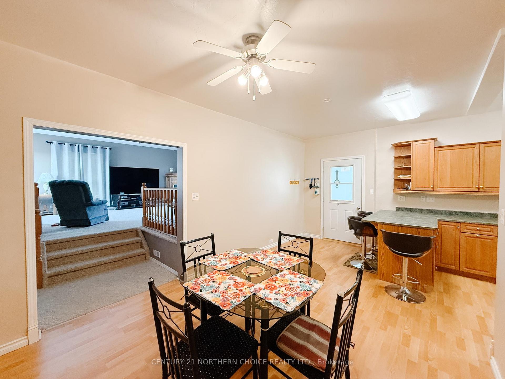 Photo 14 of 340 Seventh Avenue South, Kenora, Lakeside — HOMEH