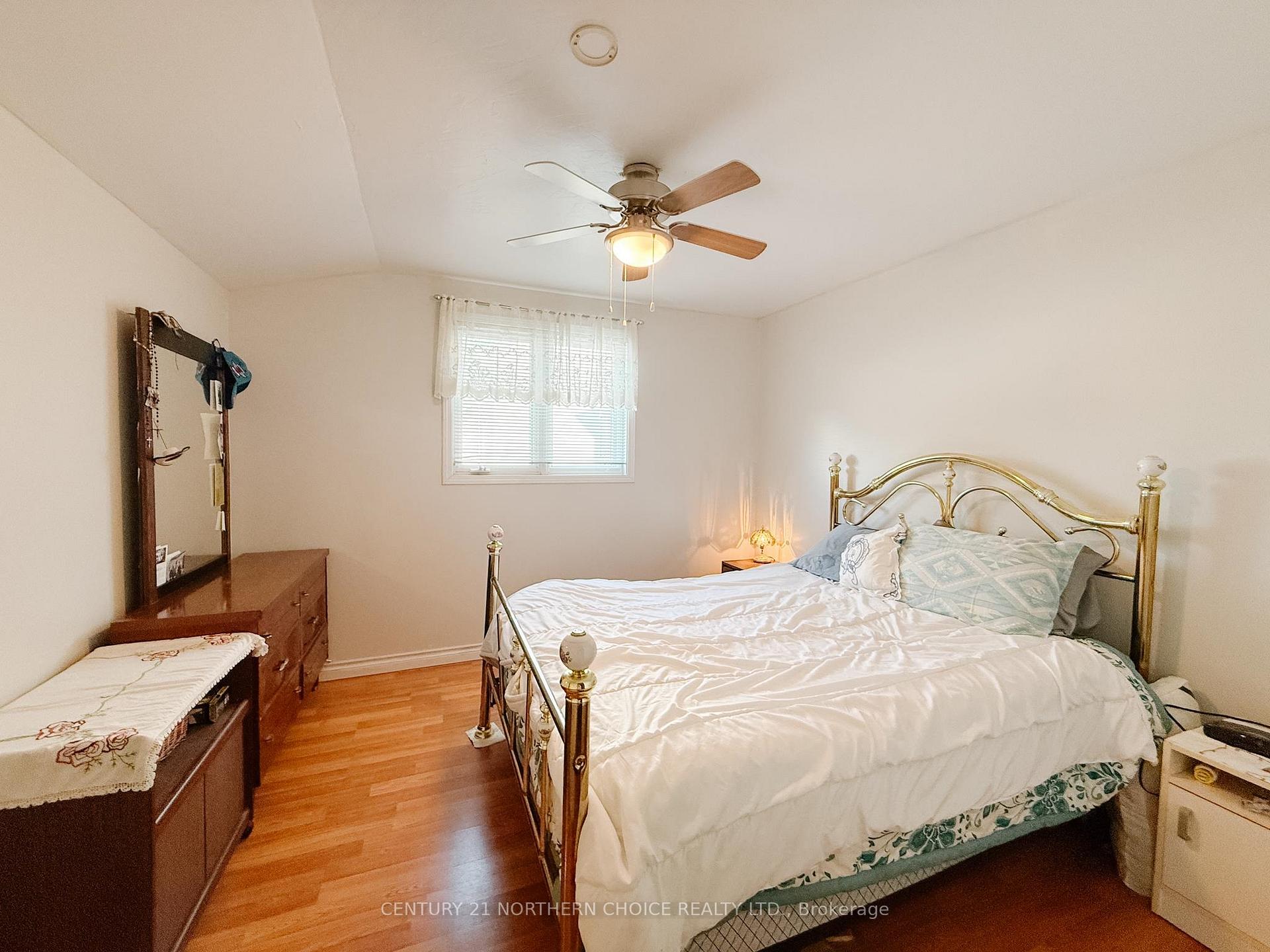 Photo 19 of 340 Seventh Avenue South, Kenora, Lakeside — HOMEH