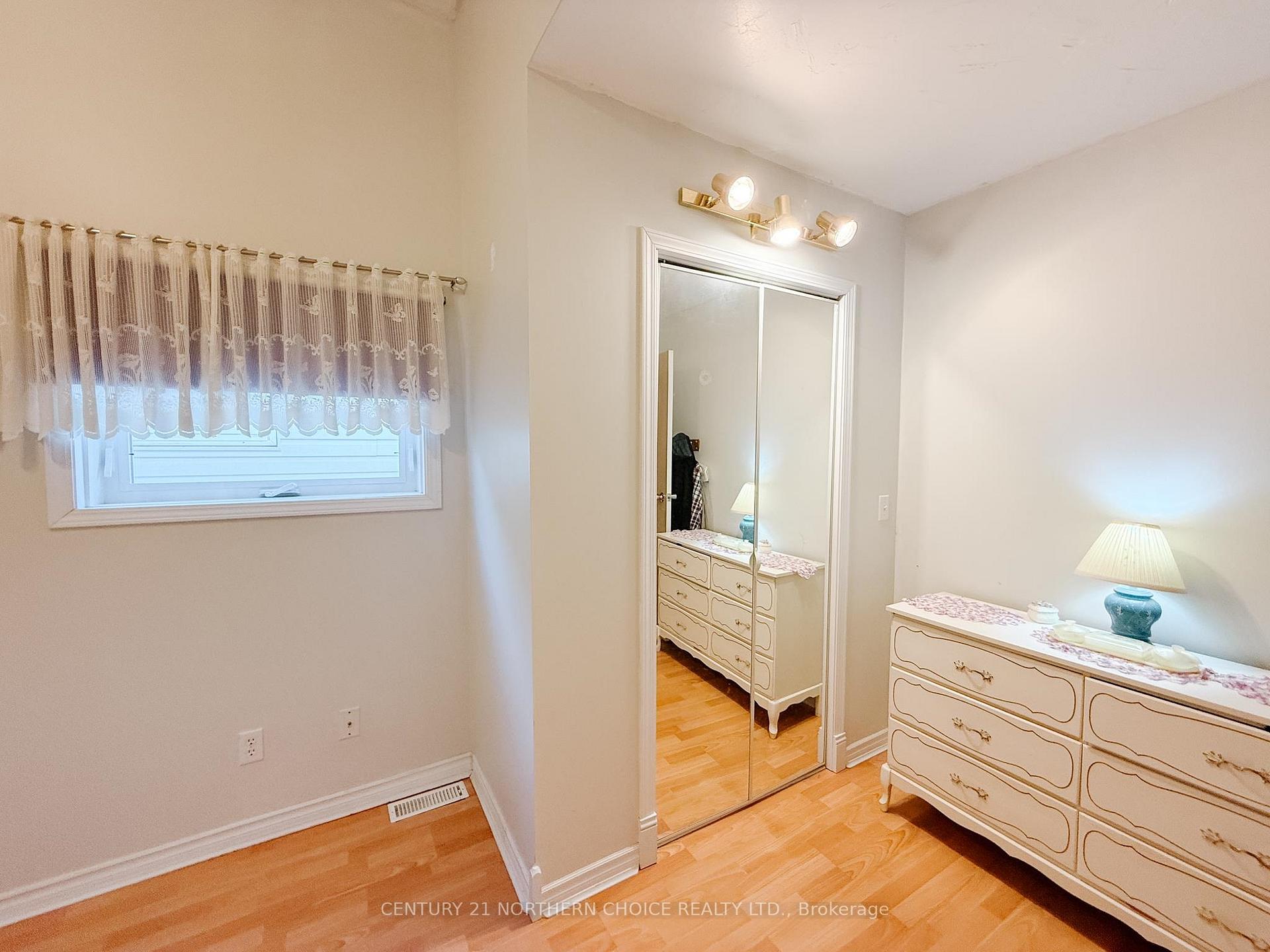 Photo 23 of 340 Seventh Avenue South, Kenora, Lakeside — HOMEH