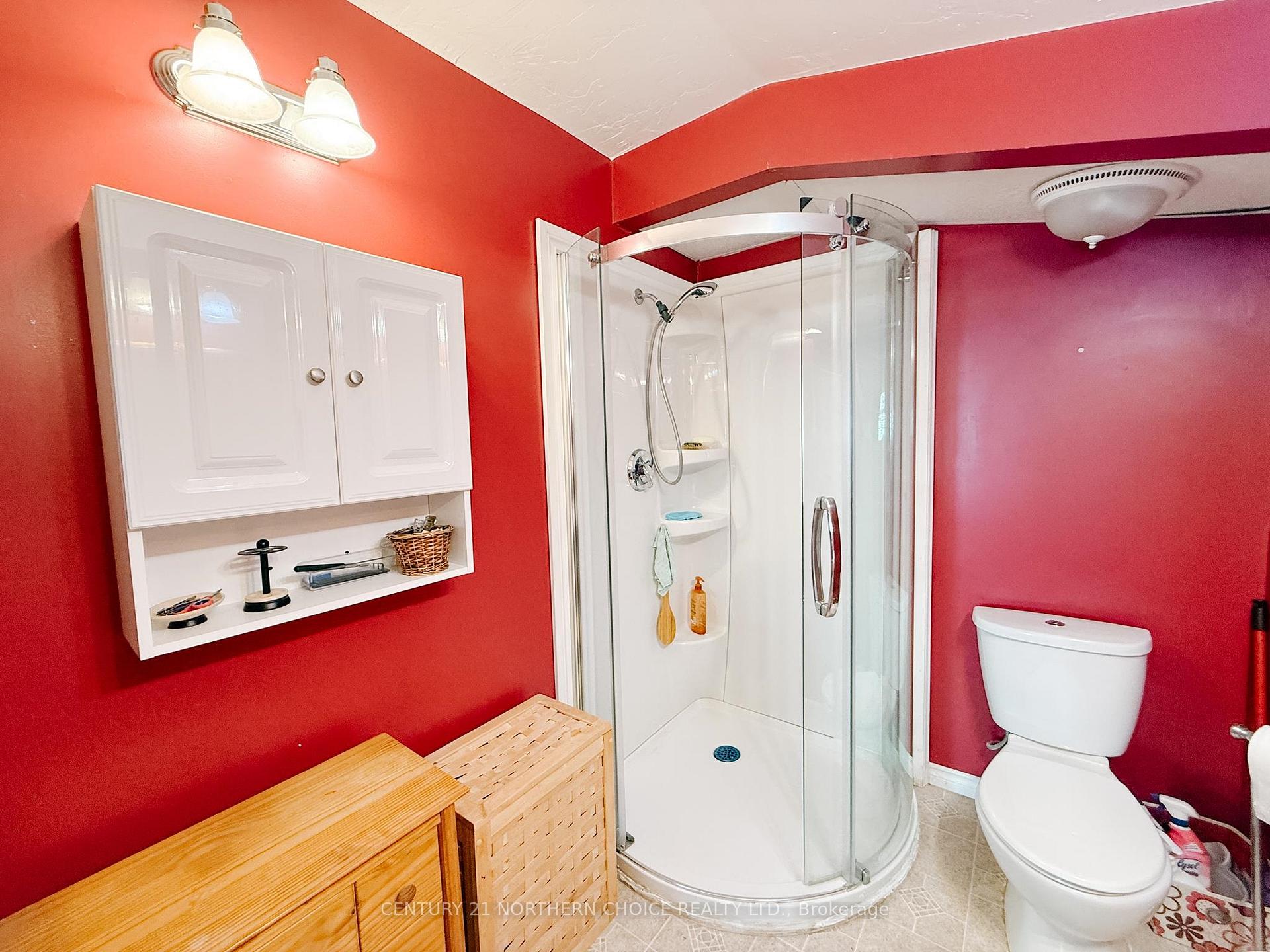 Photo 26 of 340 Seventh Avenue South, Kenora, Lakeside — HOMEH
