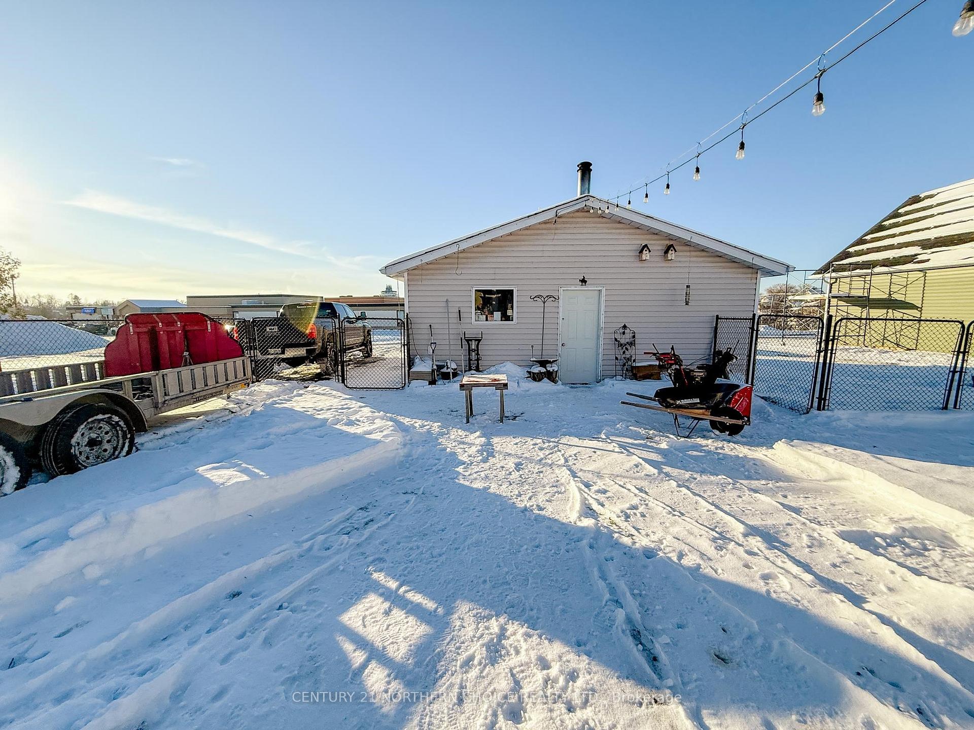Photo 38 of 340 Seventh Avenue South, Kenora, Lakeside — HOMEH