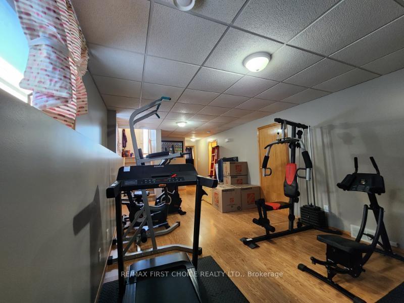 Photo 12 of 735 Porcupine Boulevard, Thunder Bay, Parkdale — HOMEH