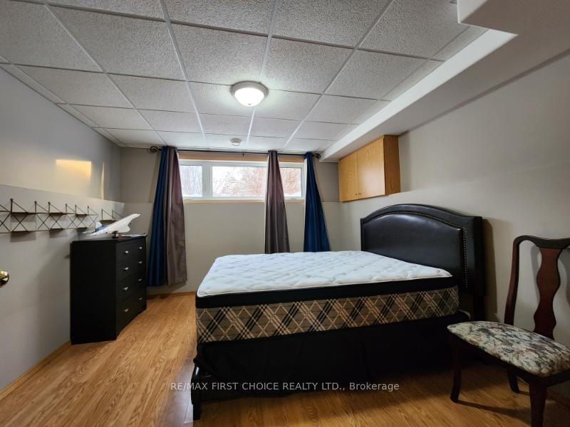 Photo 13 of 735 Porcupine Boulevard, Thunder Bay, Parkdale — HOMEH