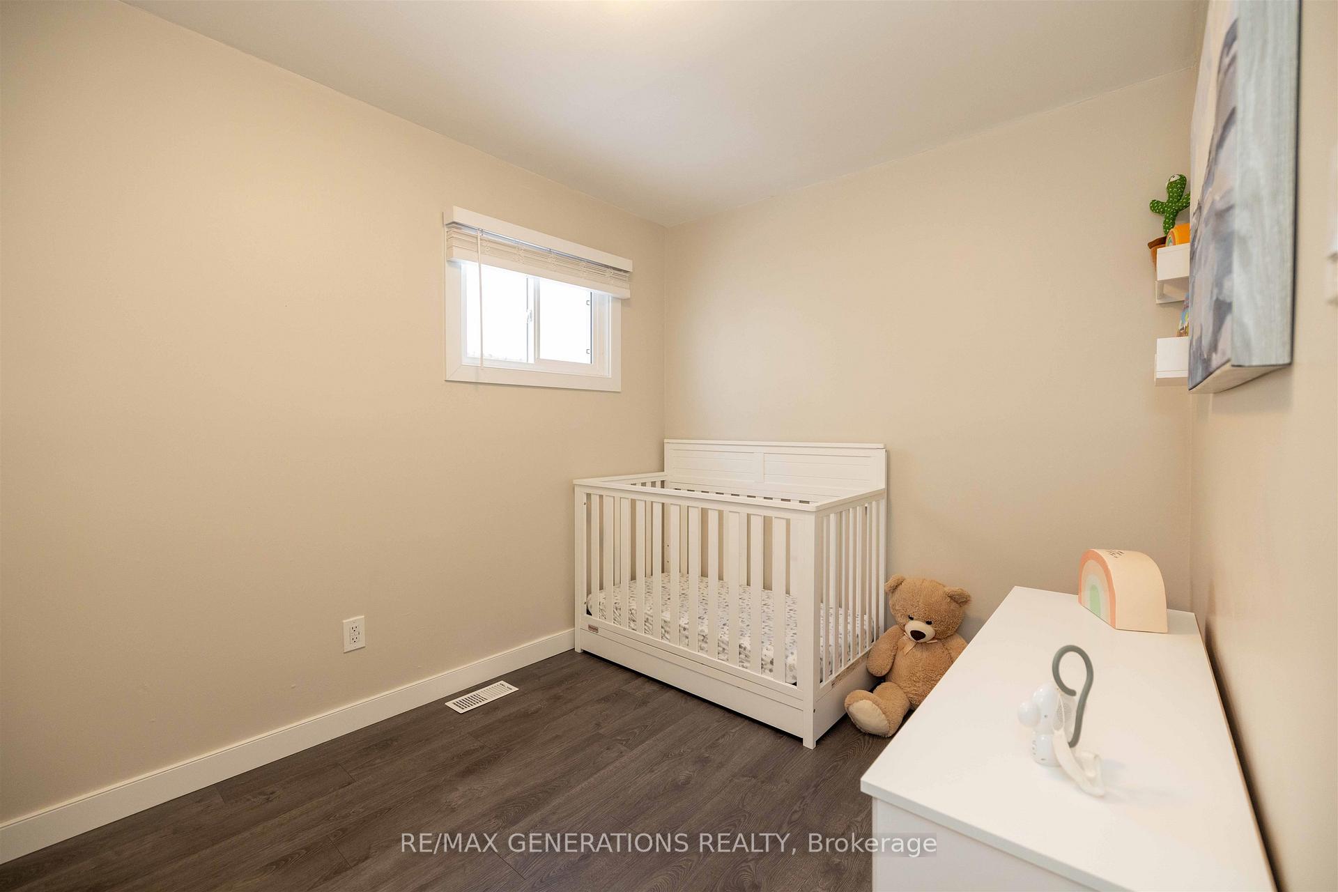 Photo 12 of 228 Christina Street E, Thunder Bay, Westfort — HOMEH
