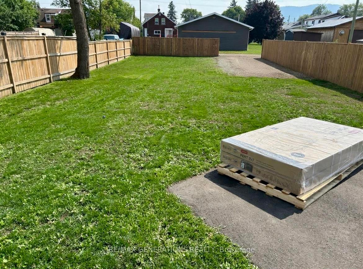 Photo 27 of 228 Christina Street E, Thunder Bay, Westfort — HOMEH