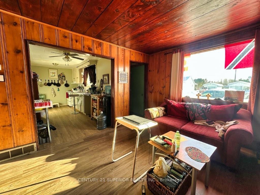 Photo 10 of 27 Park Road, Nipigon — HOMEH