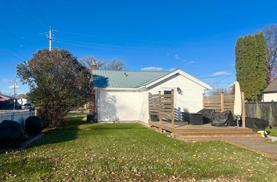 Photo 2 of 1201 Second St E. E, Fort Frances — HOMEH