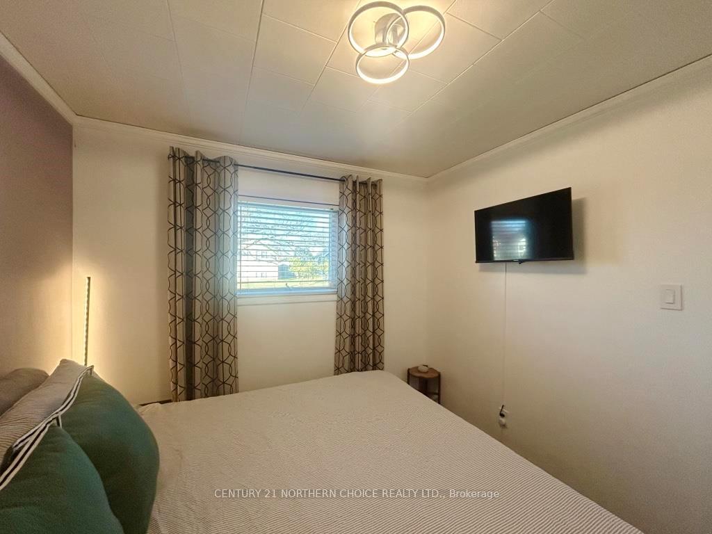 Photo 13 of 1201 Second St E. E, Fort Frances — HOMEH