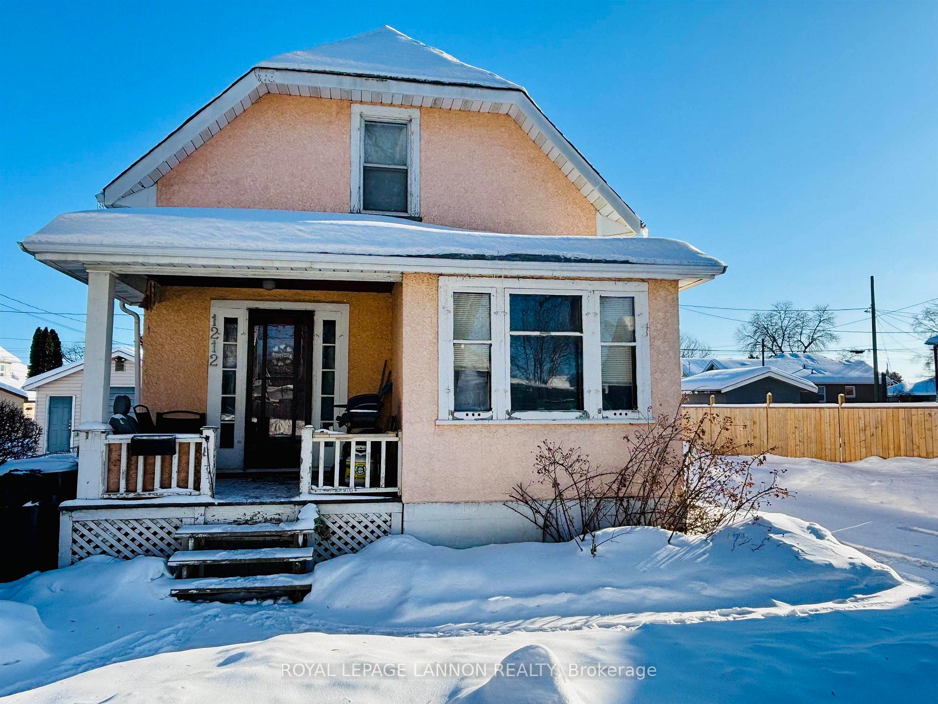 Photo 1 of 1212 Edward Street S, Thunder Bay, Westfort — HOMEH