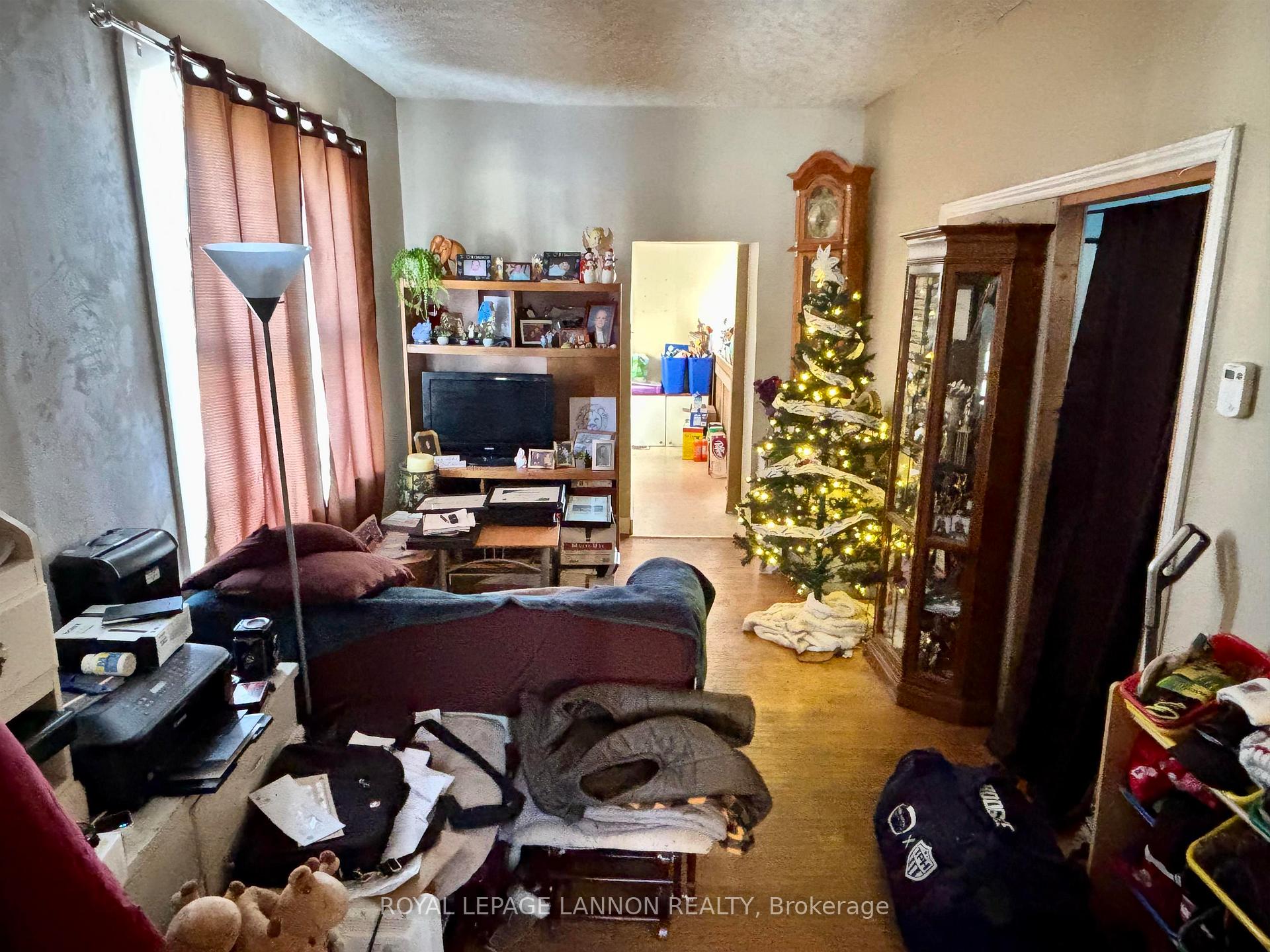 Photo 2 of 1212 Edward Street S, Thunder Bay, Westfort — HOMEH