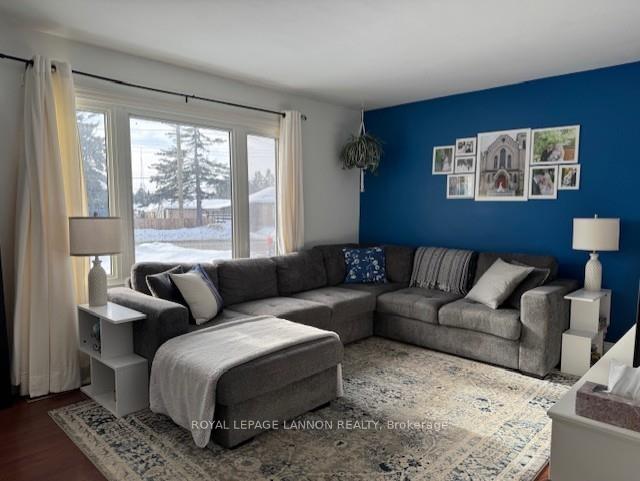 Photo 2 of 86 Gordon Avenue, Thunder Bay, Shuniah — HOMEH