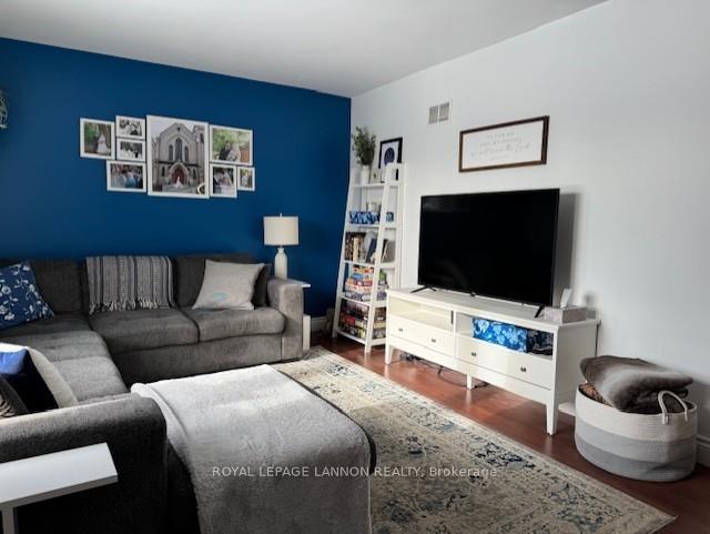 Photo 3 of 86 Gordon Avenue, Thunder Bay, Shuniah — HOMEH