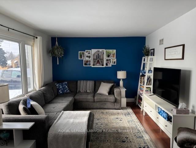 Photo 4 of 86 Gordon Avenue, Thunder Bay, Shuniah — HOMEH