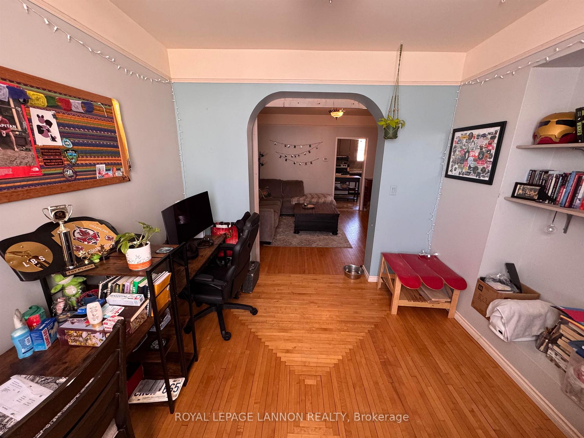 Photo 11 of 625 Vickers St. S. S, Thunder Bay, Hyde Park — HOMEH