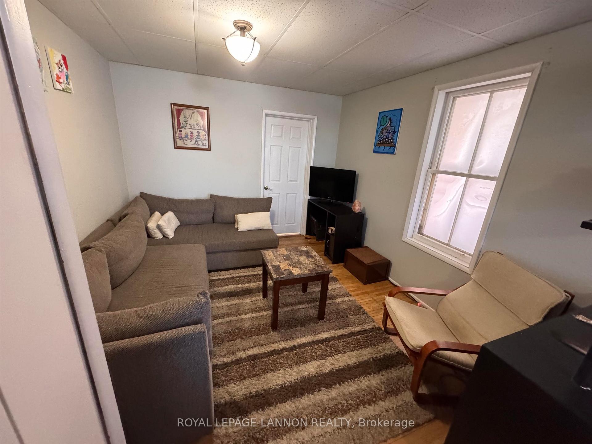 Photo 32 of 625 Vickers St. S. S, Thunder Bay, Hyde Park — HOMEH