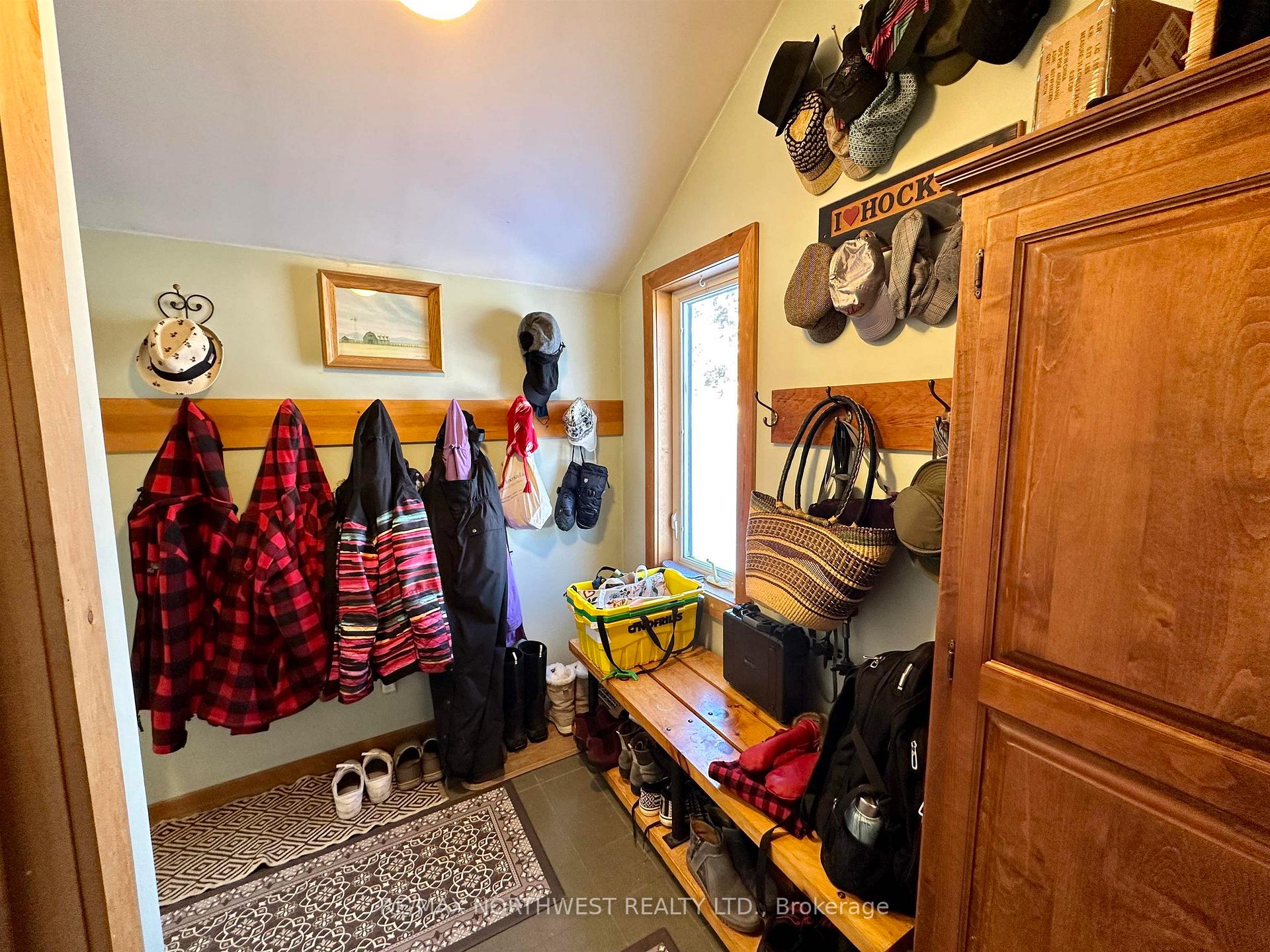 Photo 4 of 446 Carlton Road, Kenora, Redditt Road West — HOMEH
