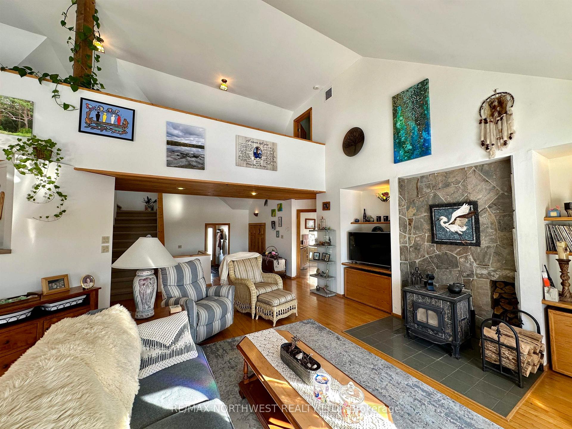 Photo 8 of 446 Carlton Road, Kenora, Redditt Road West — HOMEH