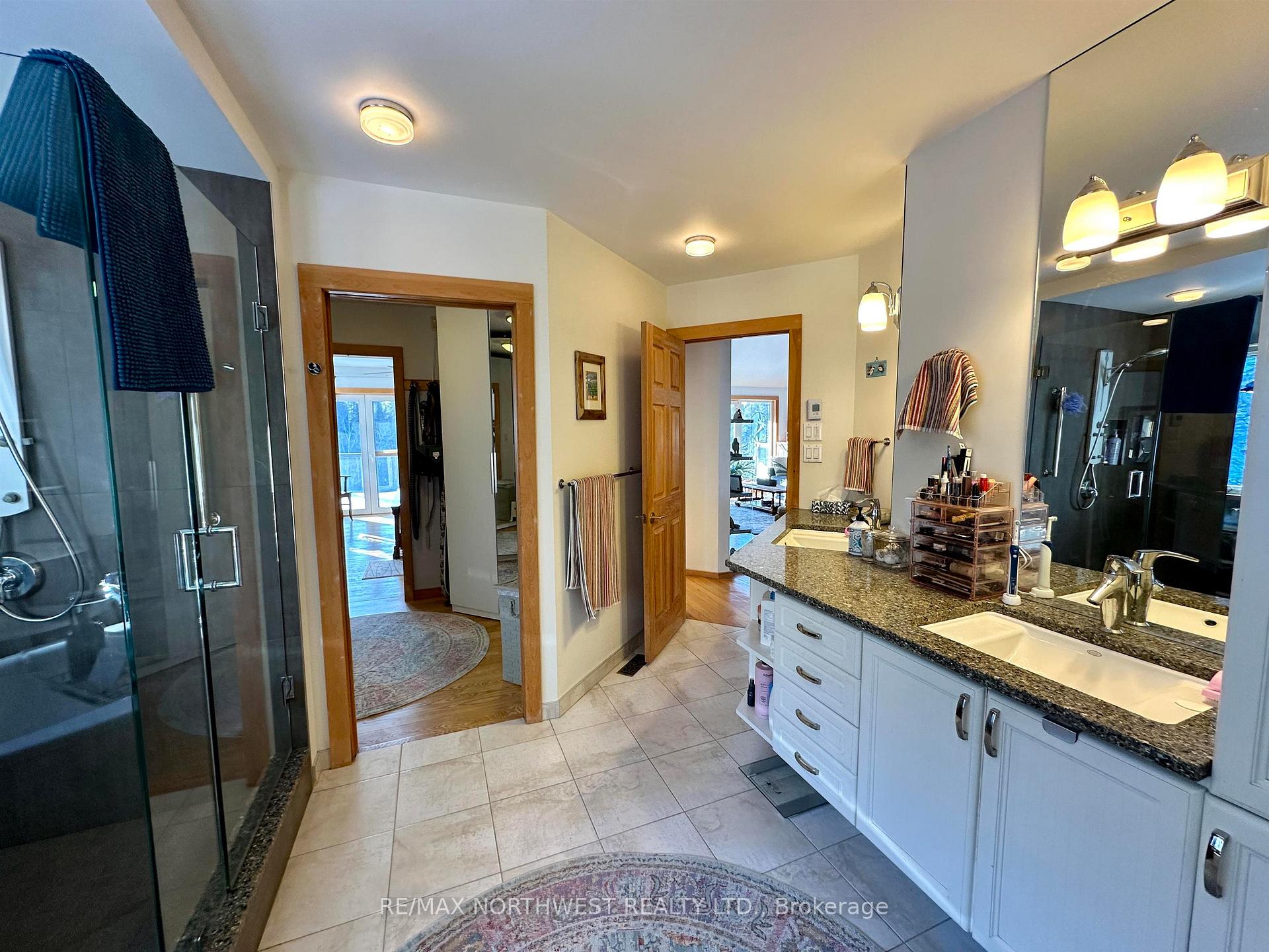 Photo 18 of 446 Carlton Road, Kenora, Redditt Road West — HOMEH